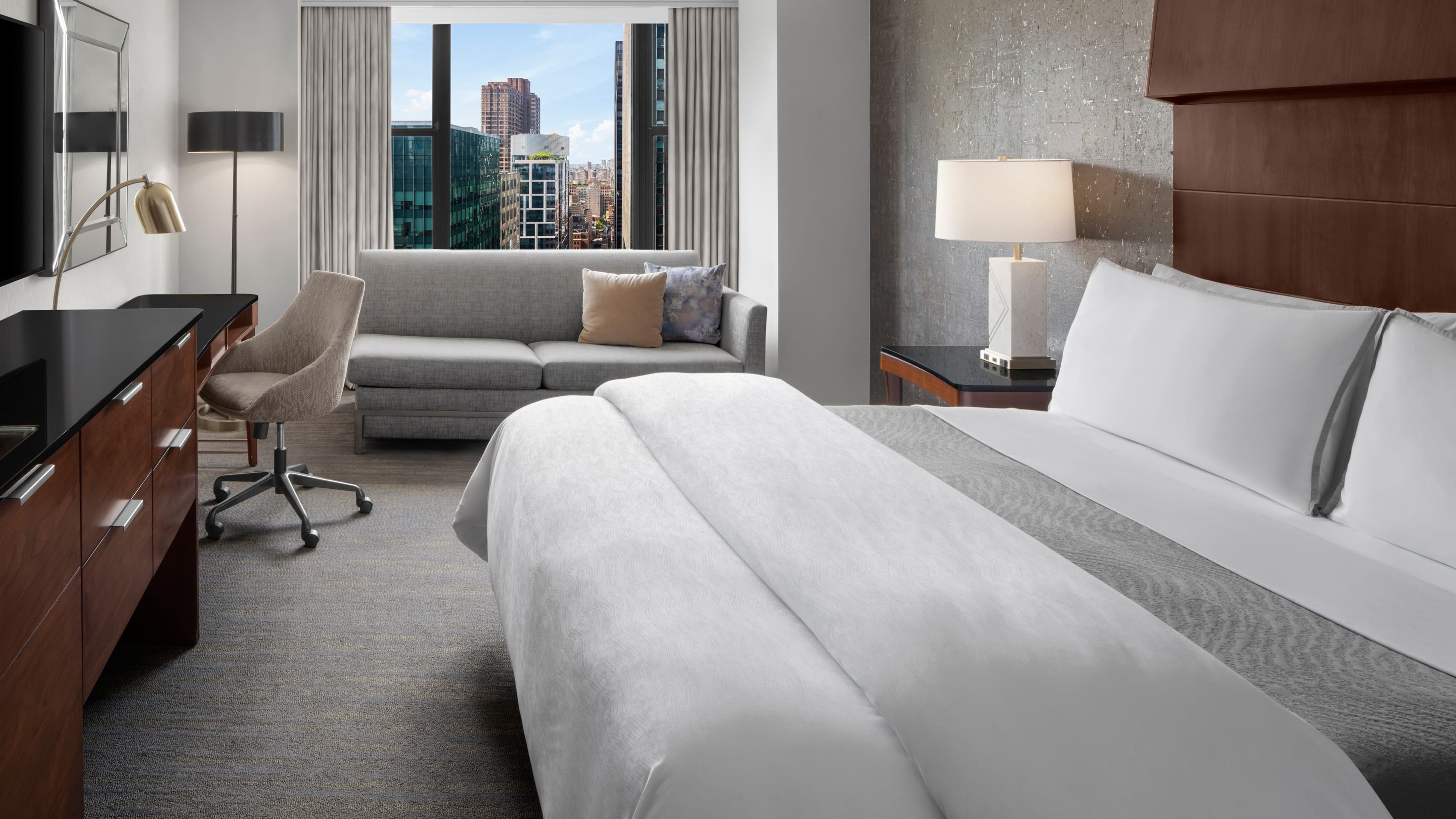 Traditional King - Image 1