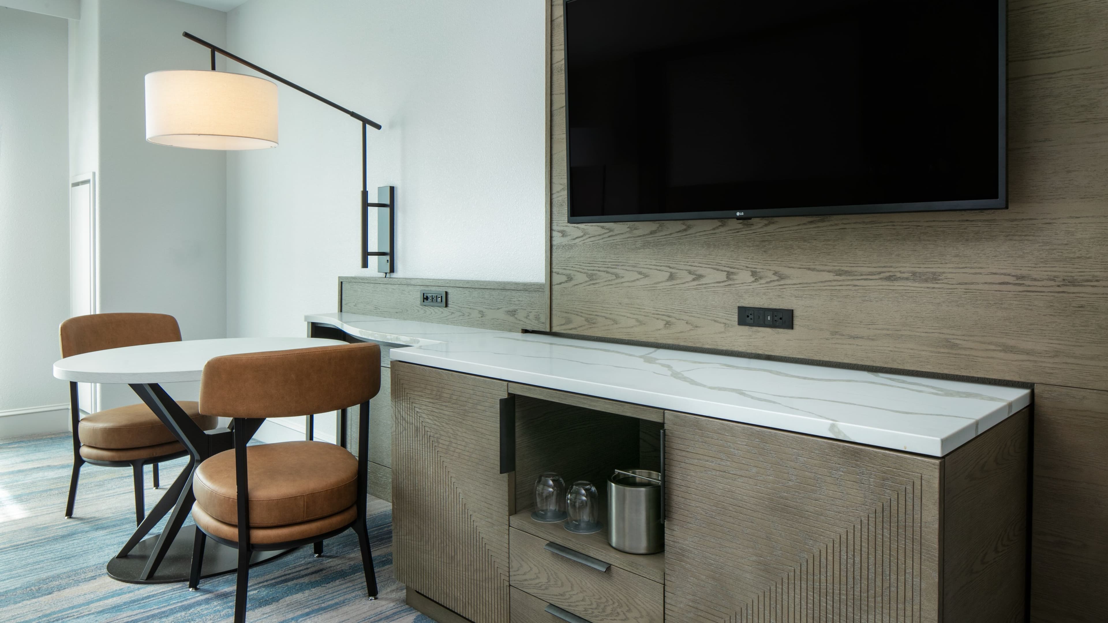 The Westin Sacramento Riverfront Hotel & Spa — 8