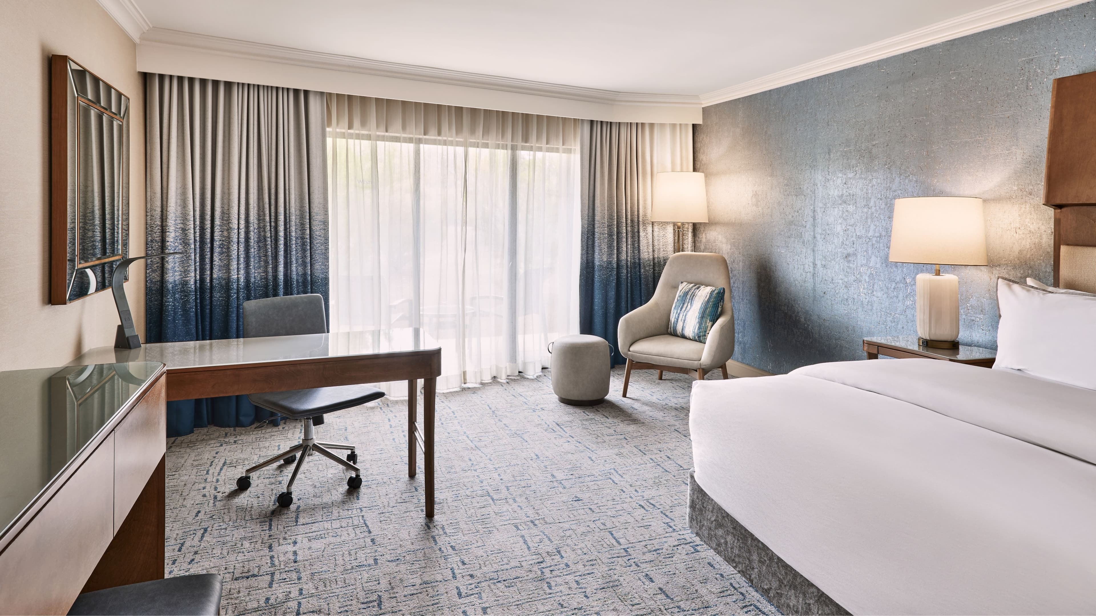 Resort - Image 7