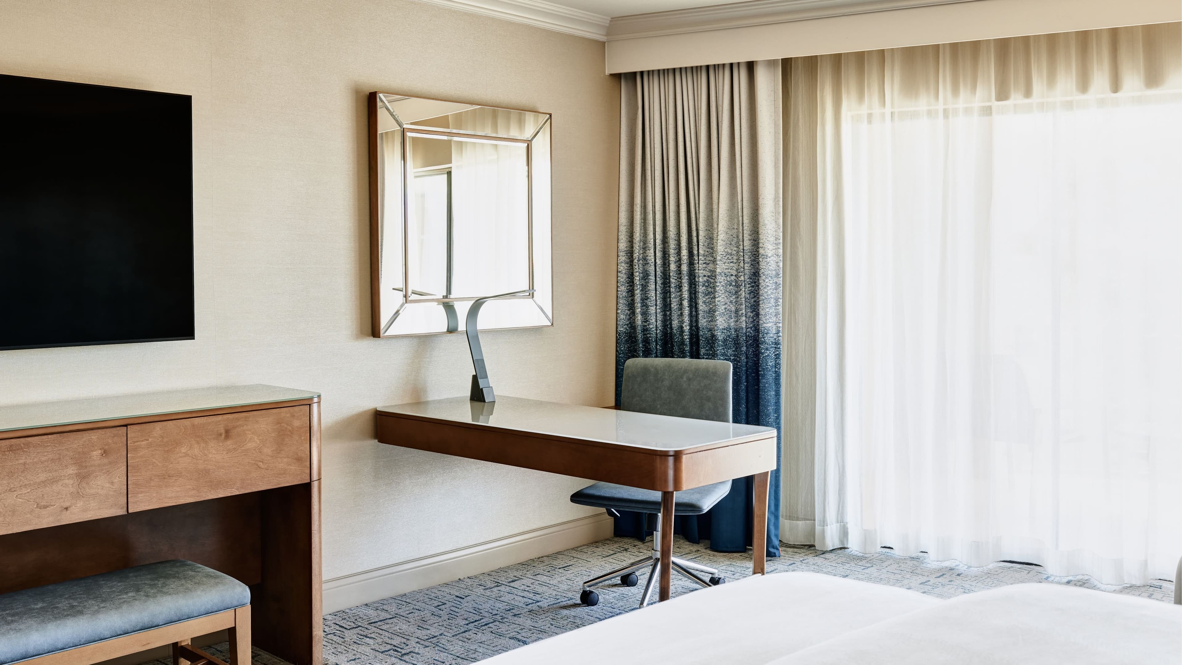 Resort - Image 3