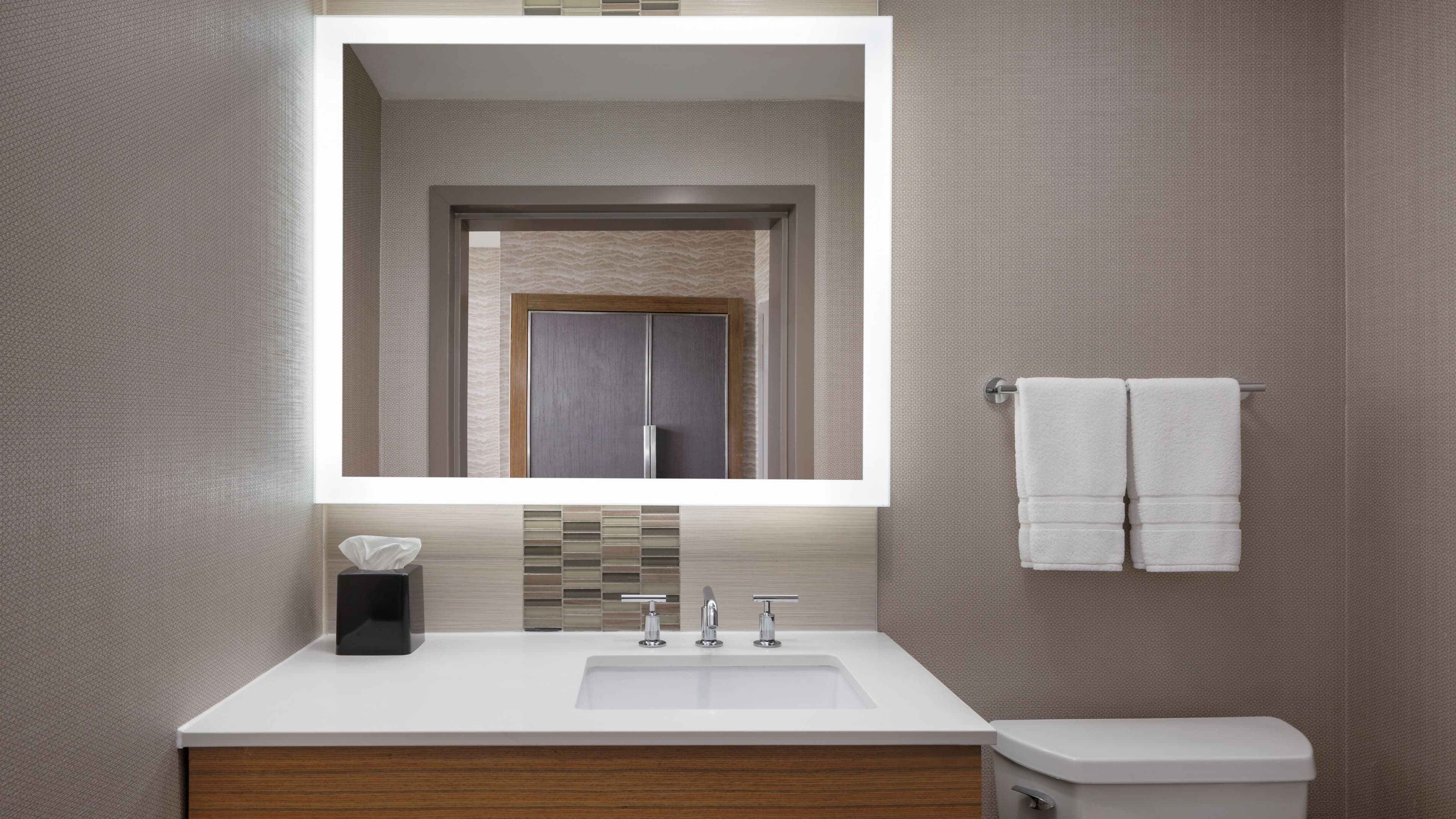 The Westin Calgary Airport — 8
