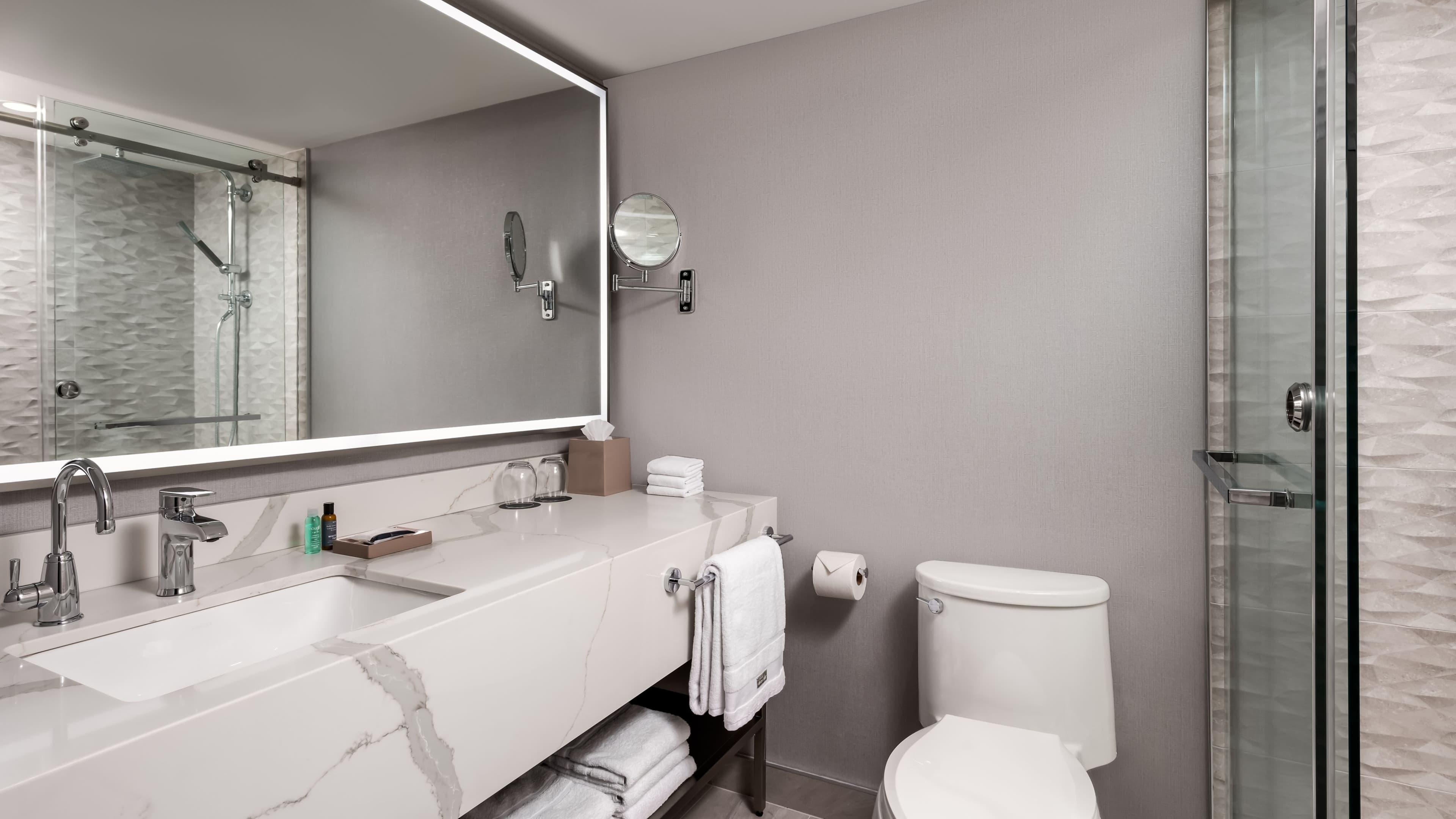 The Westin Harbour Castle, Toronto — 6