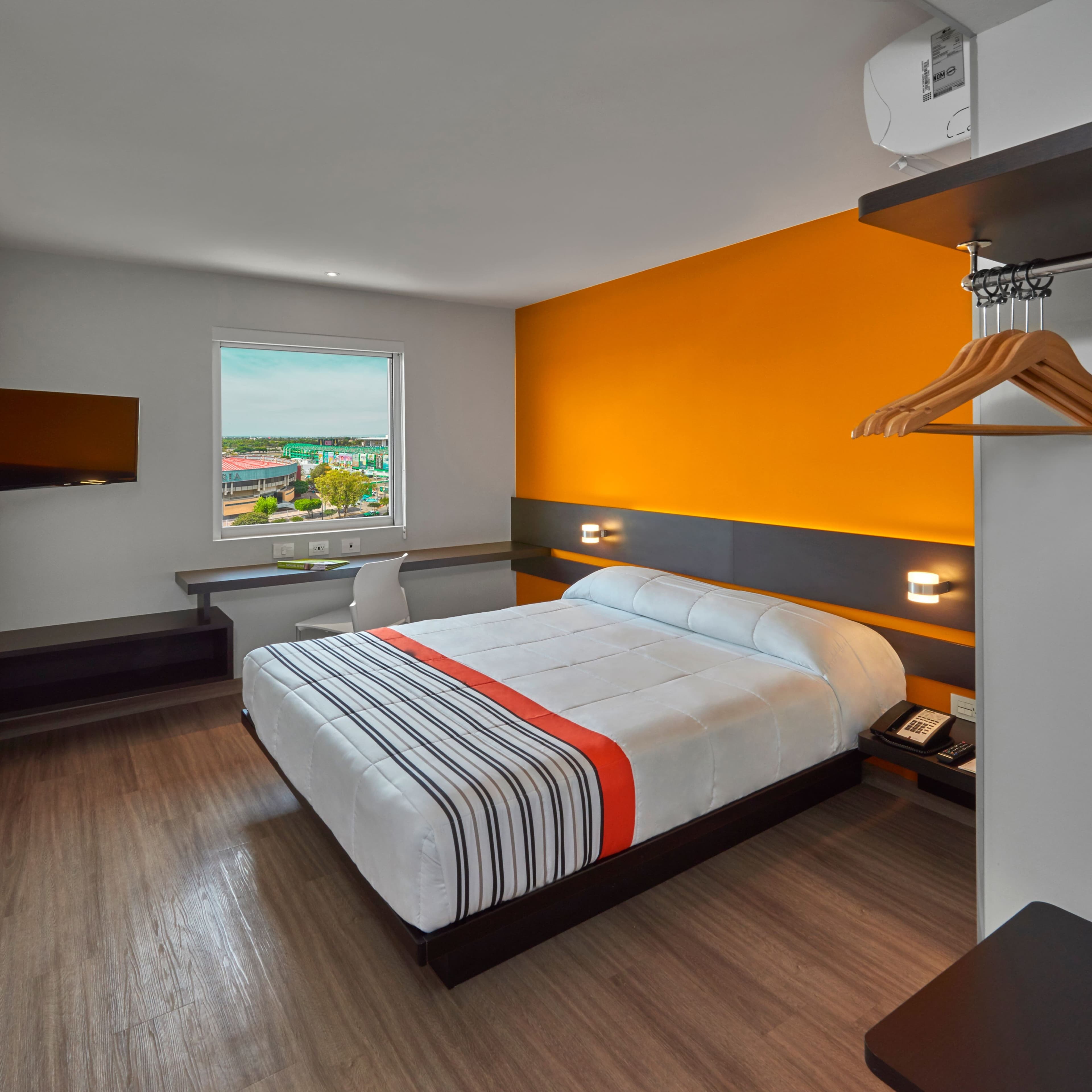 City Express Junior by Marriott León Centro De Convenciones - Image 1