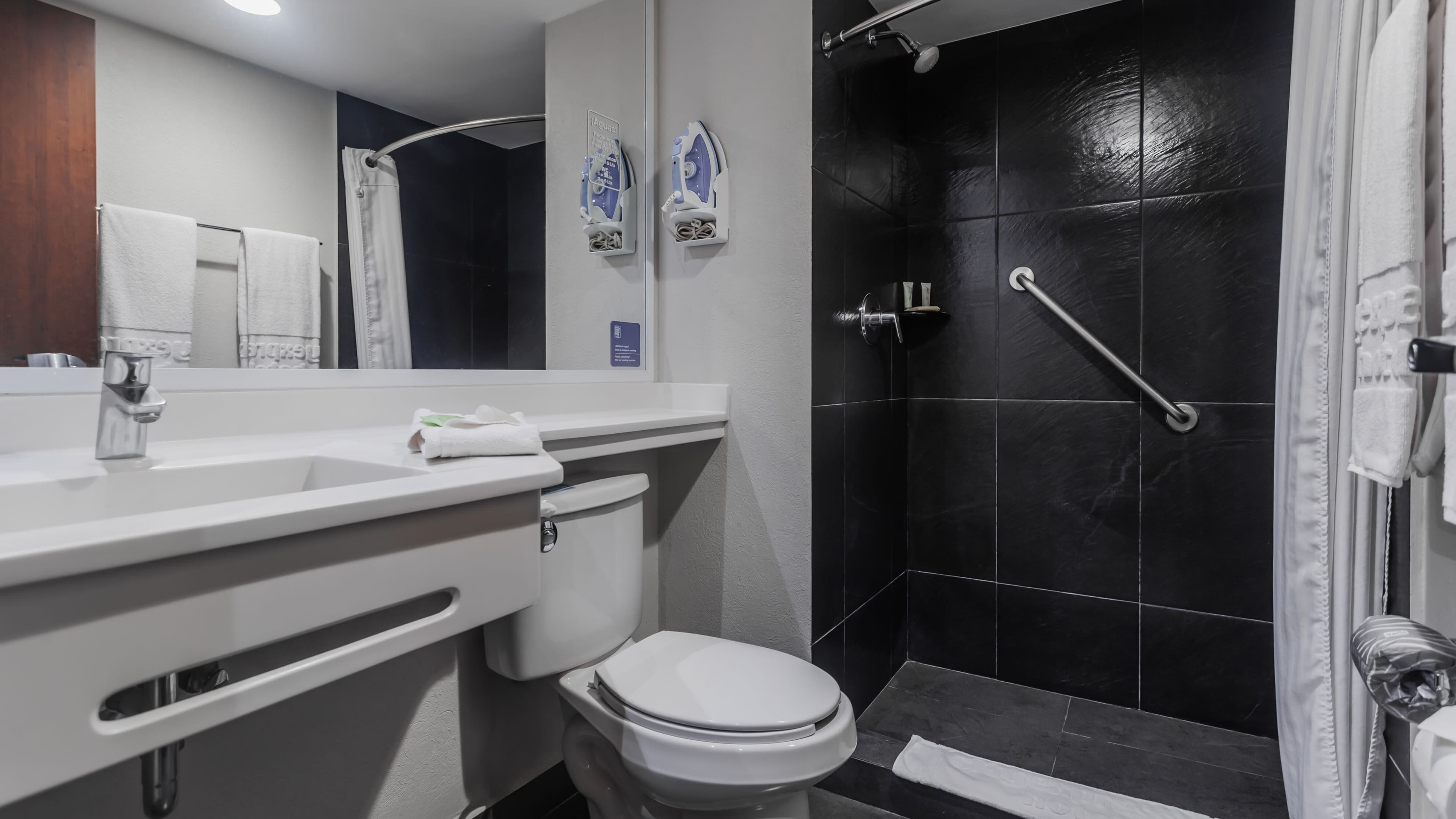 City Express by Marriott Celaya Galerias — 22