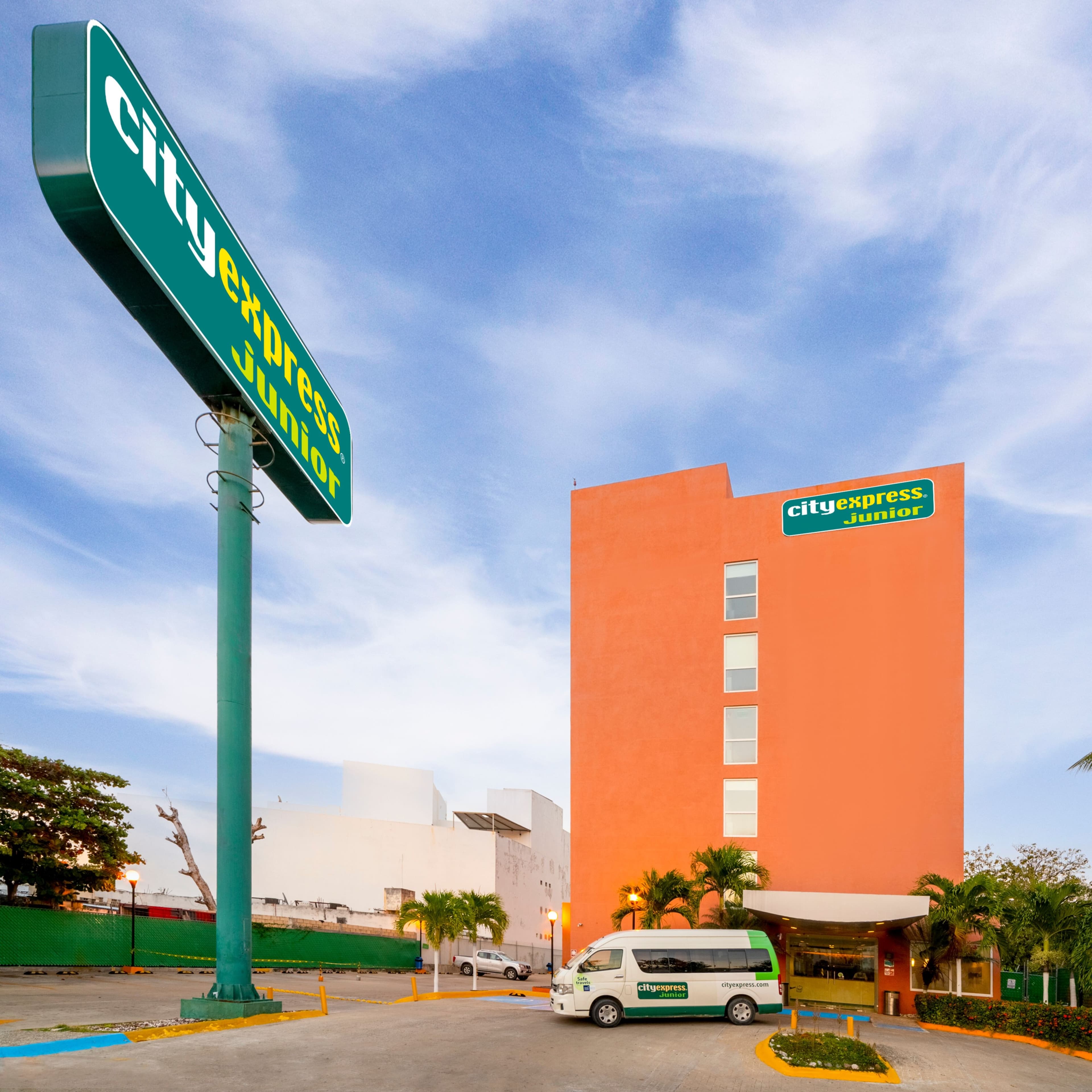 City Express Junior by Marriott Ciudad Del Carmen - Image 1