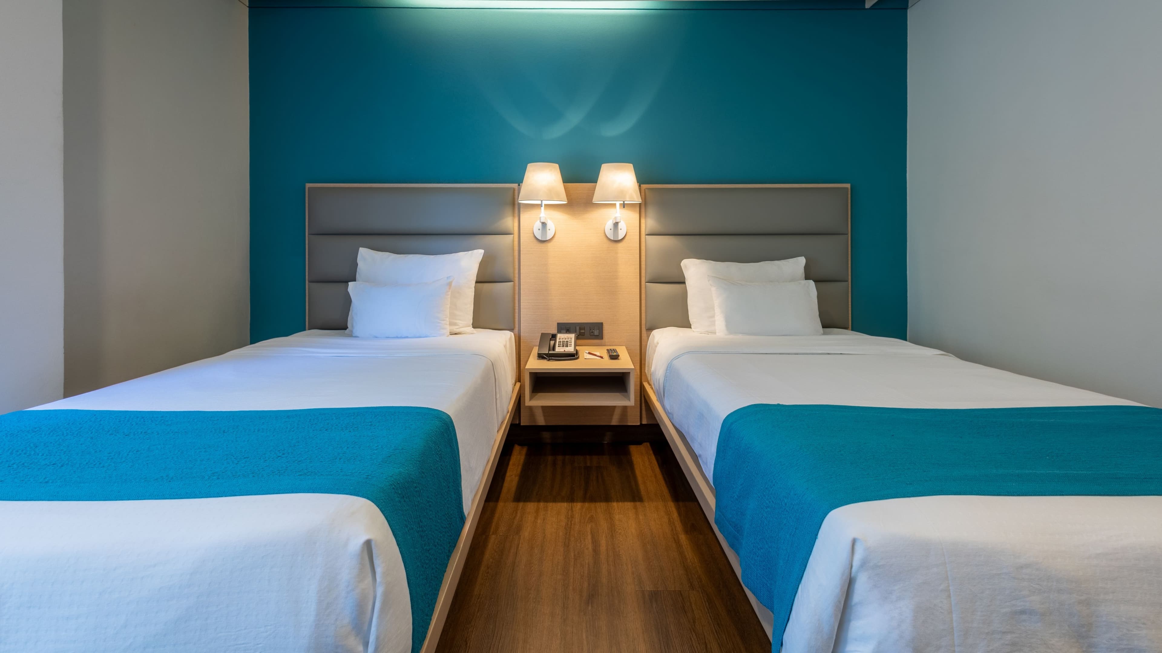 1 Bedroom Suite - Image 8