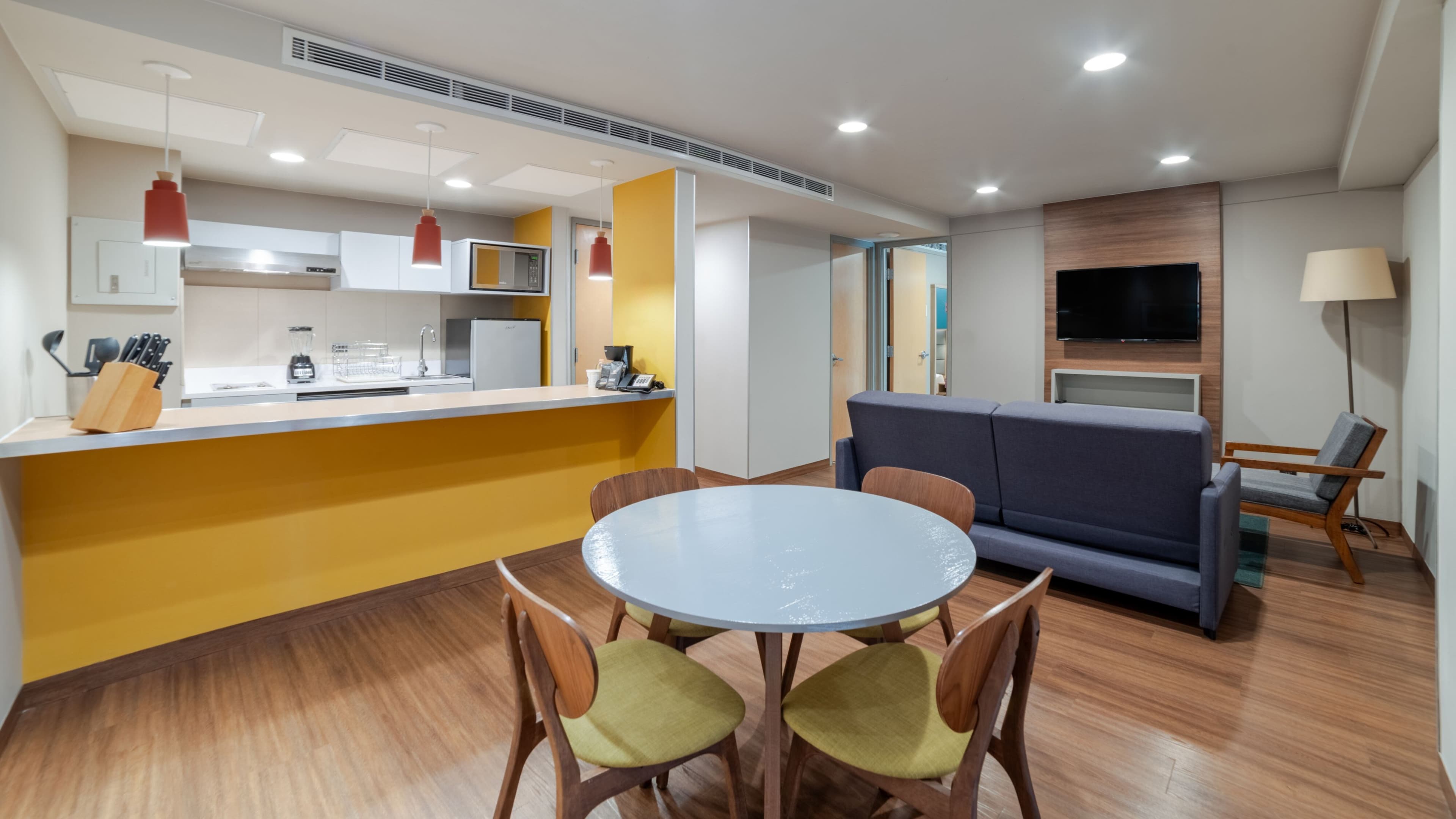 1 Bedroom Suite - Image 5