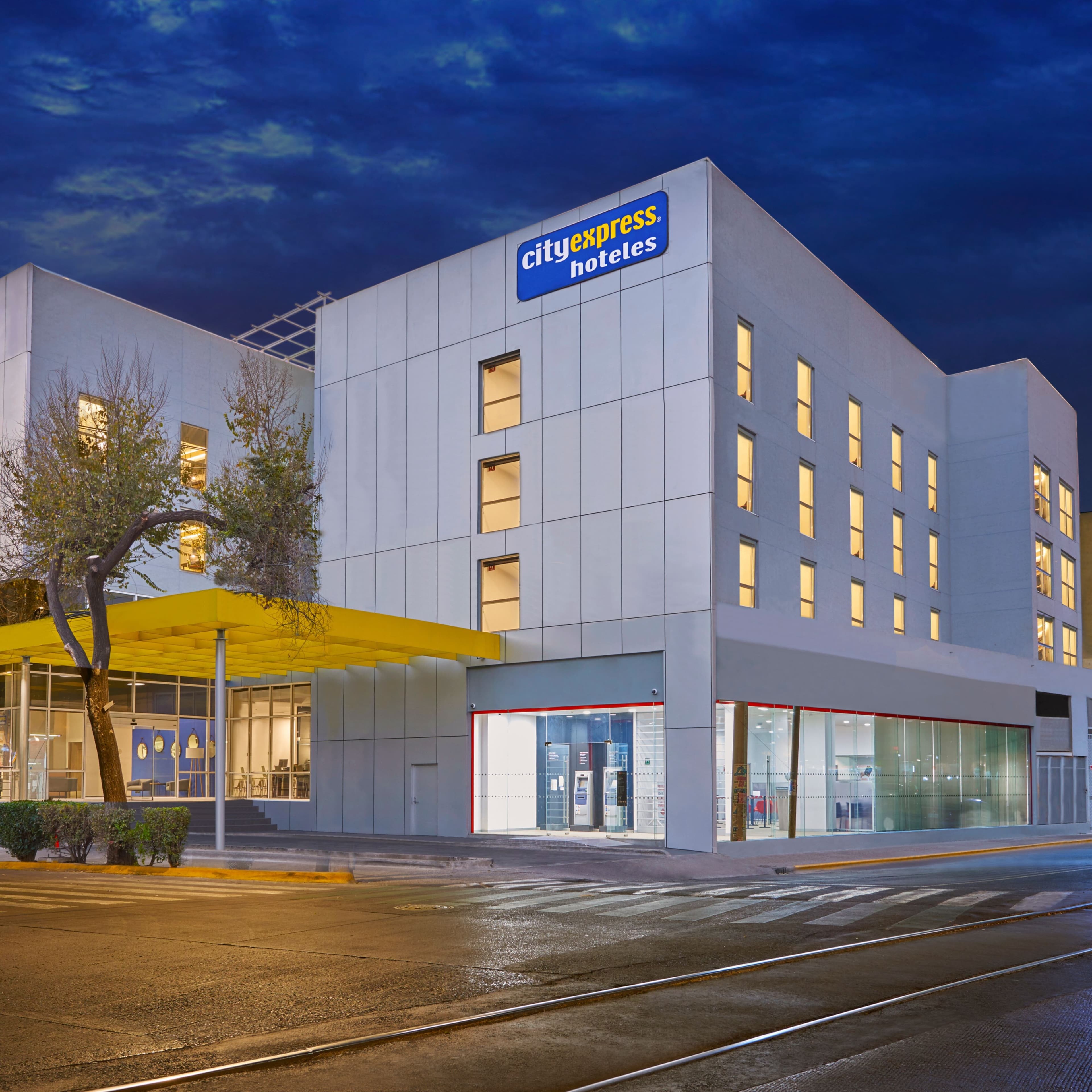 City Express by Marriott Ciudad de México La Villa - Image 1