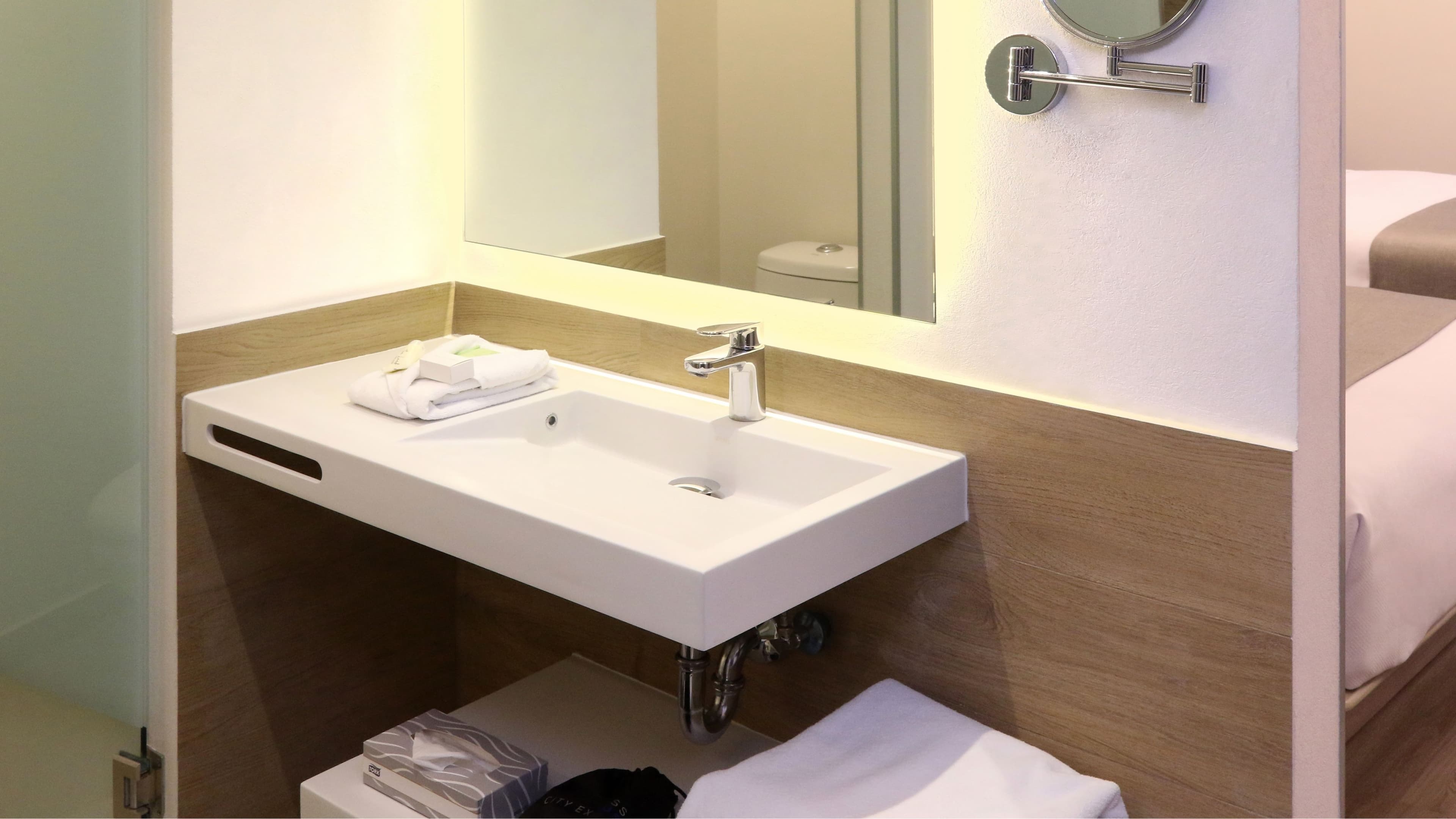 Standard - Image 6