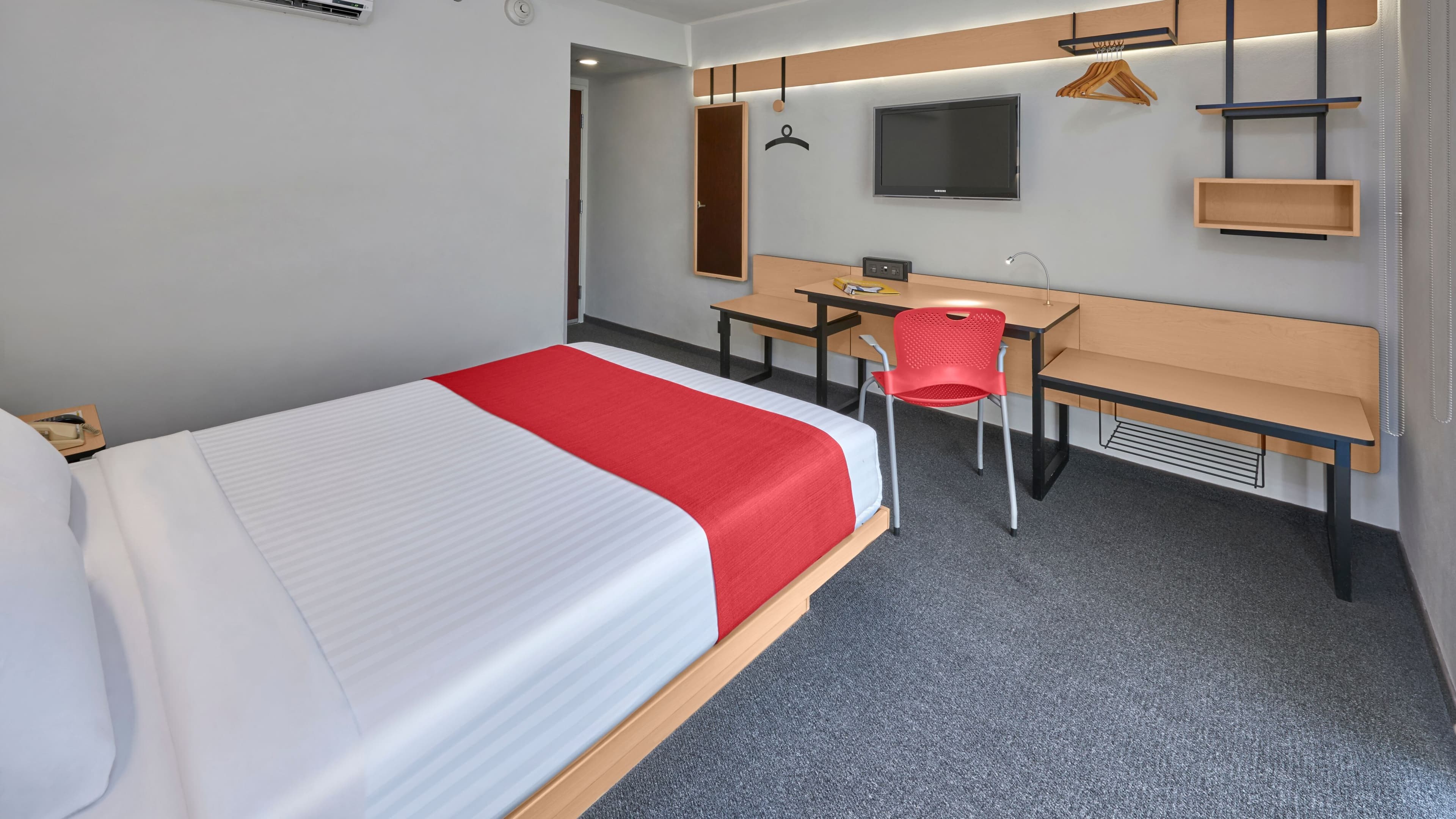 City Express by Marriott Querétaro Juríca — 10