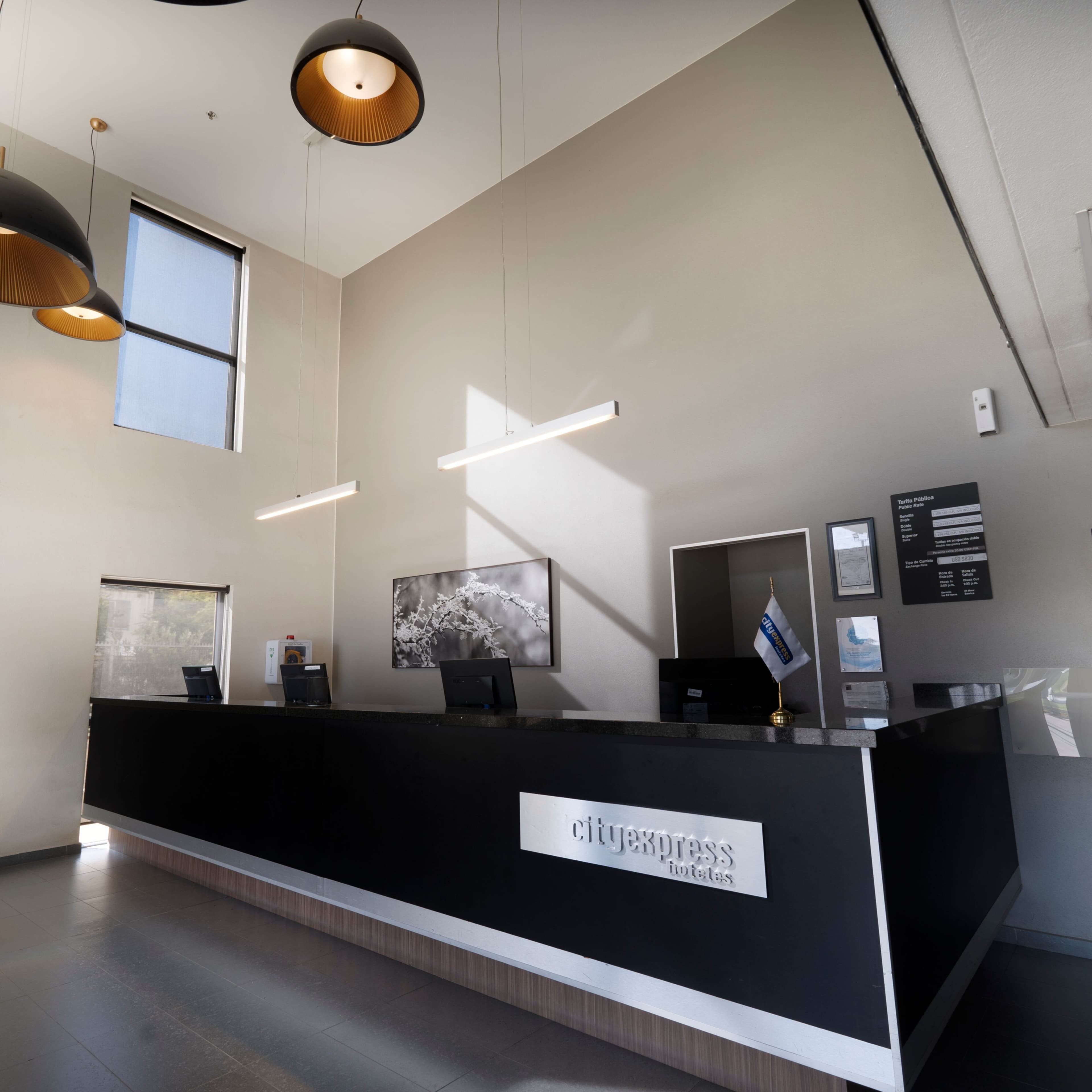 City Express by Marriott Santiago Aeropuerto Chile - Image 1