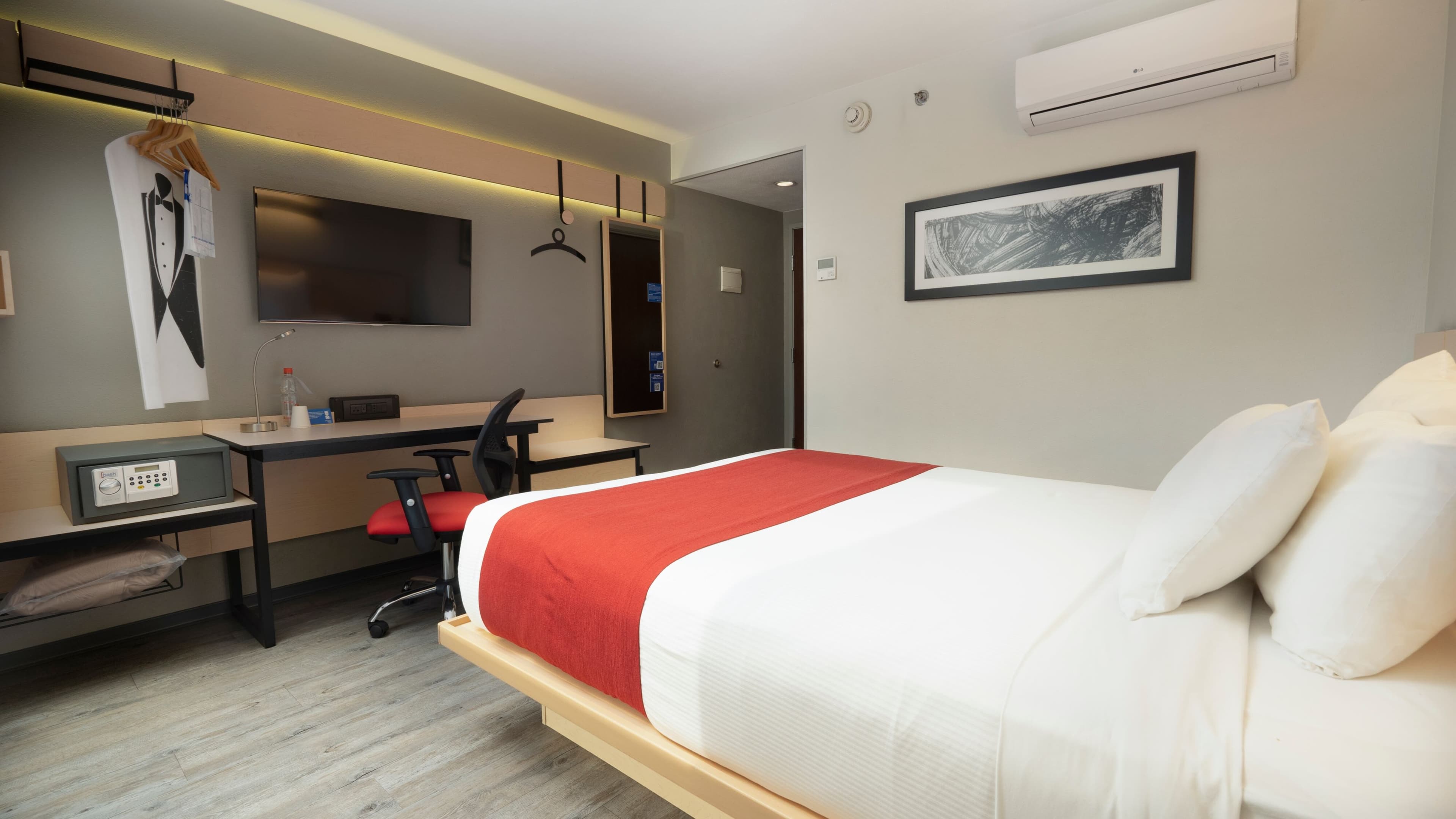 City Express by Marriott Santiago Aeropuerto Chile — 9