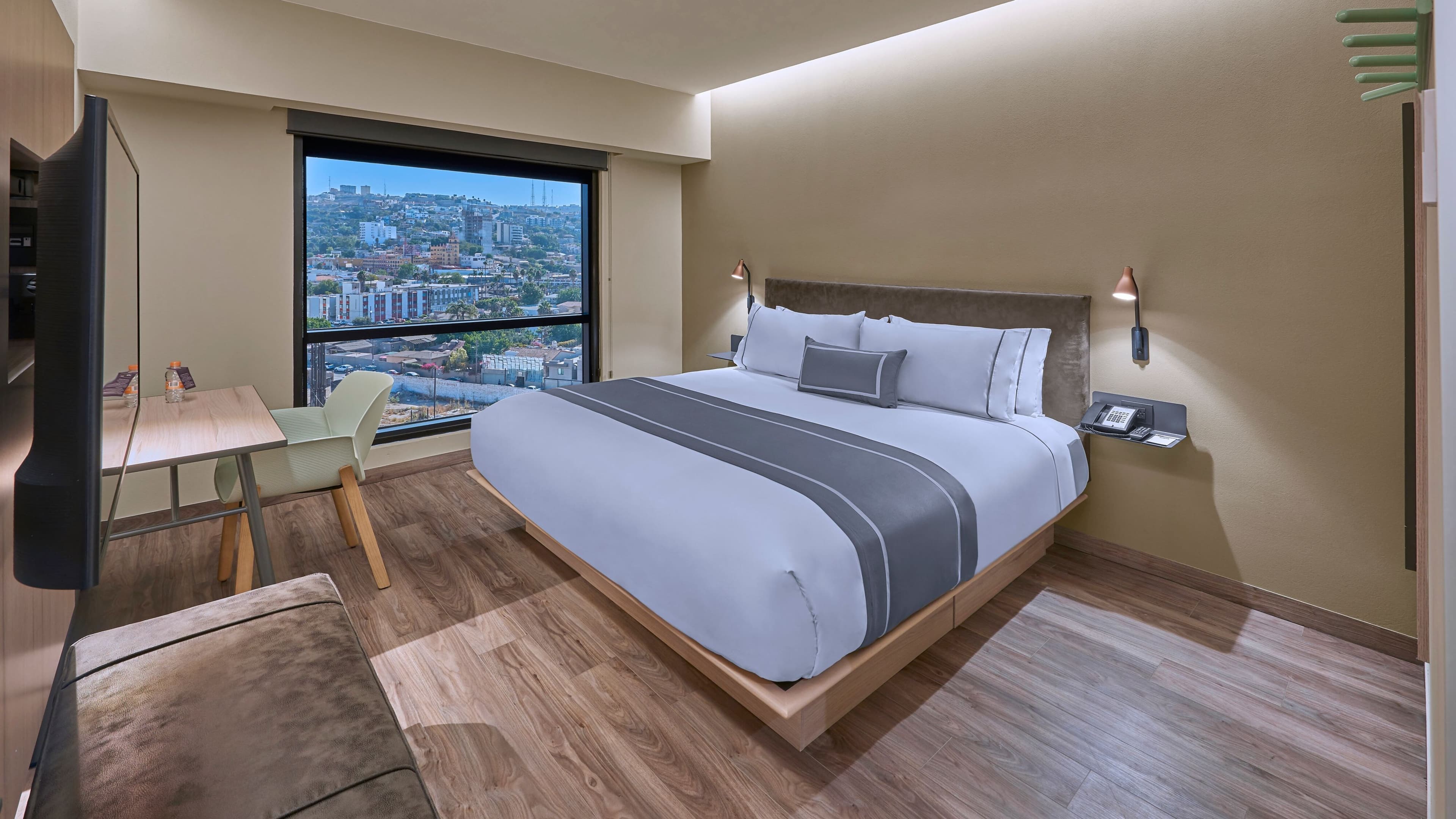 City Express Plus by Marriott Tijuana — 9