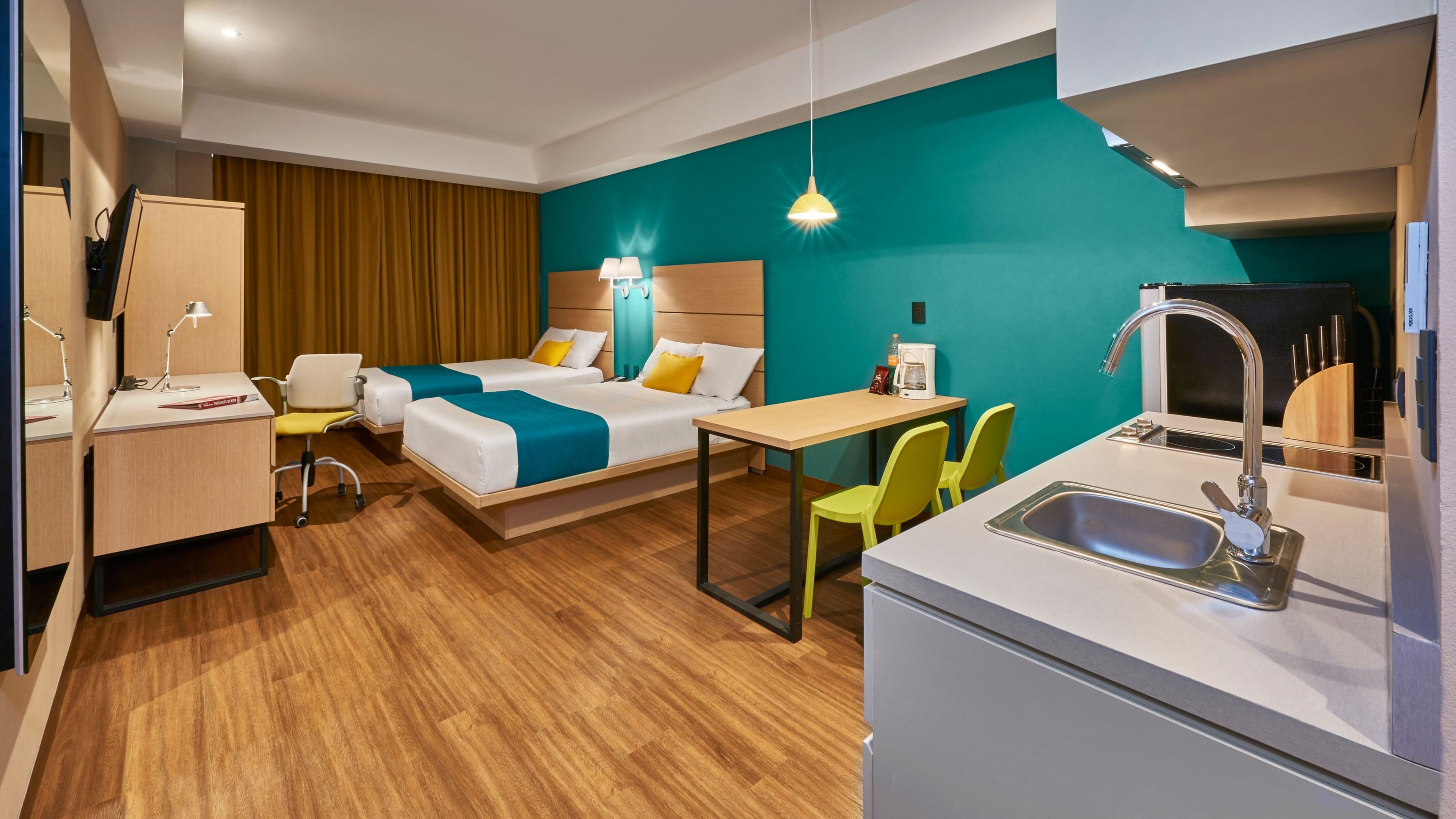 Suite - Image 7