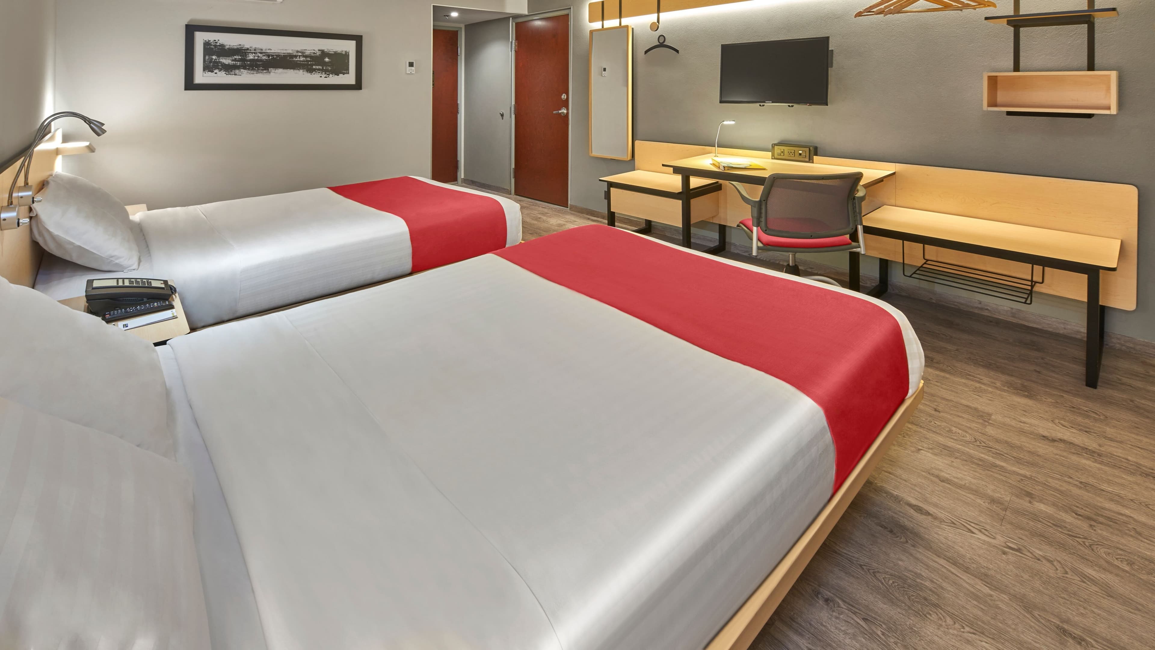 Double Room Street View - Image 4