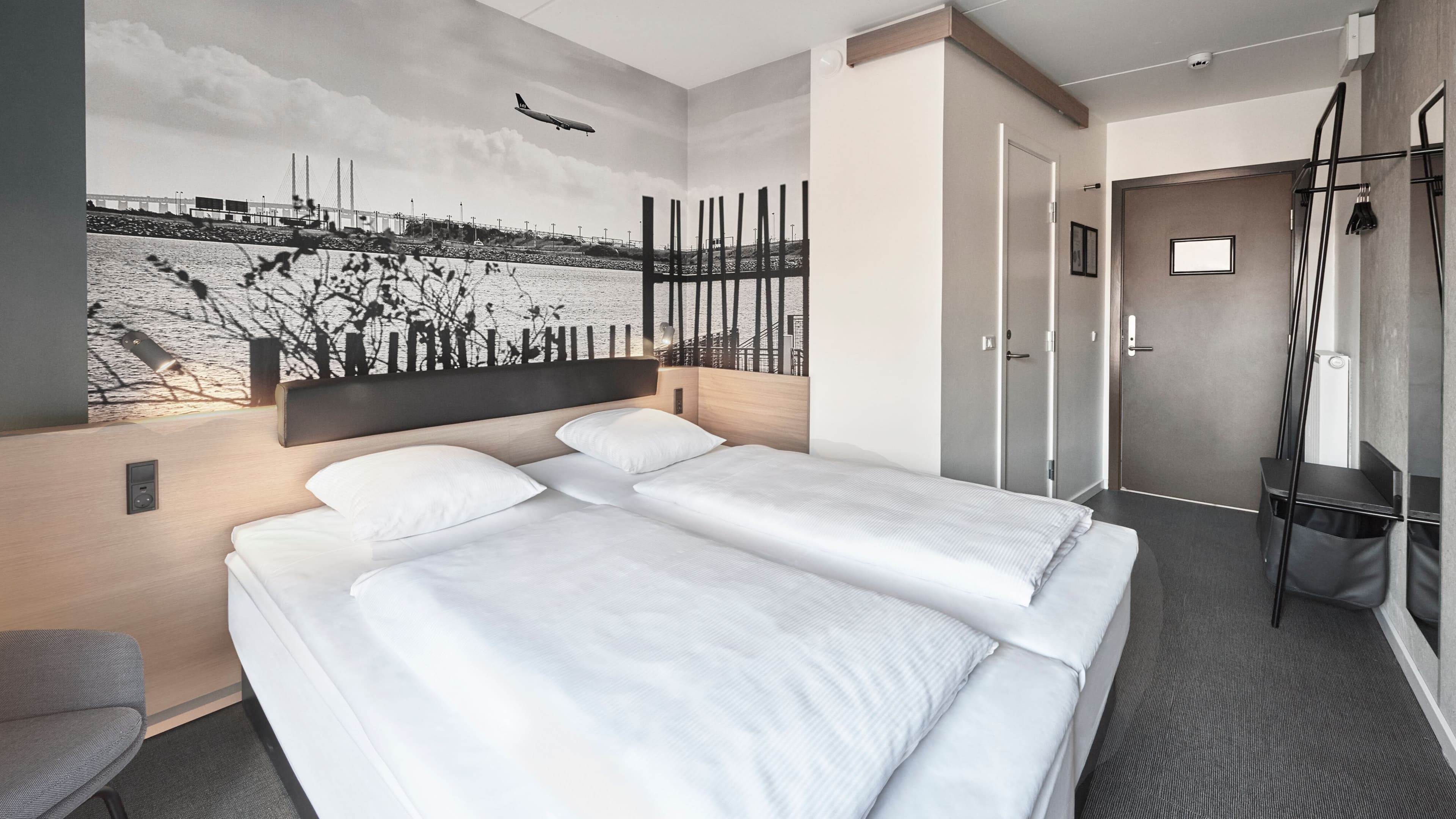 Standard Double Room - Image 2