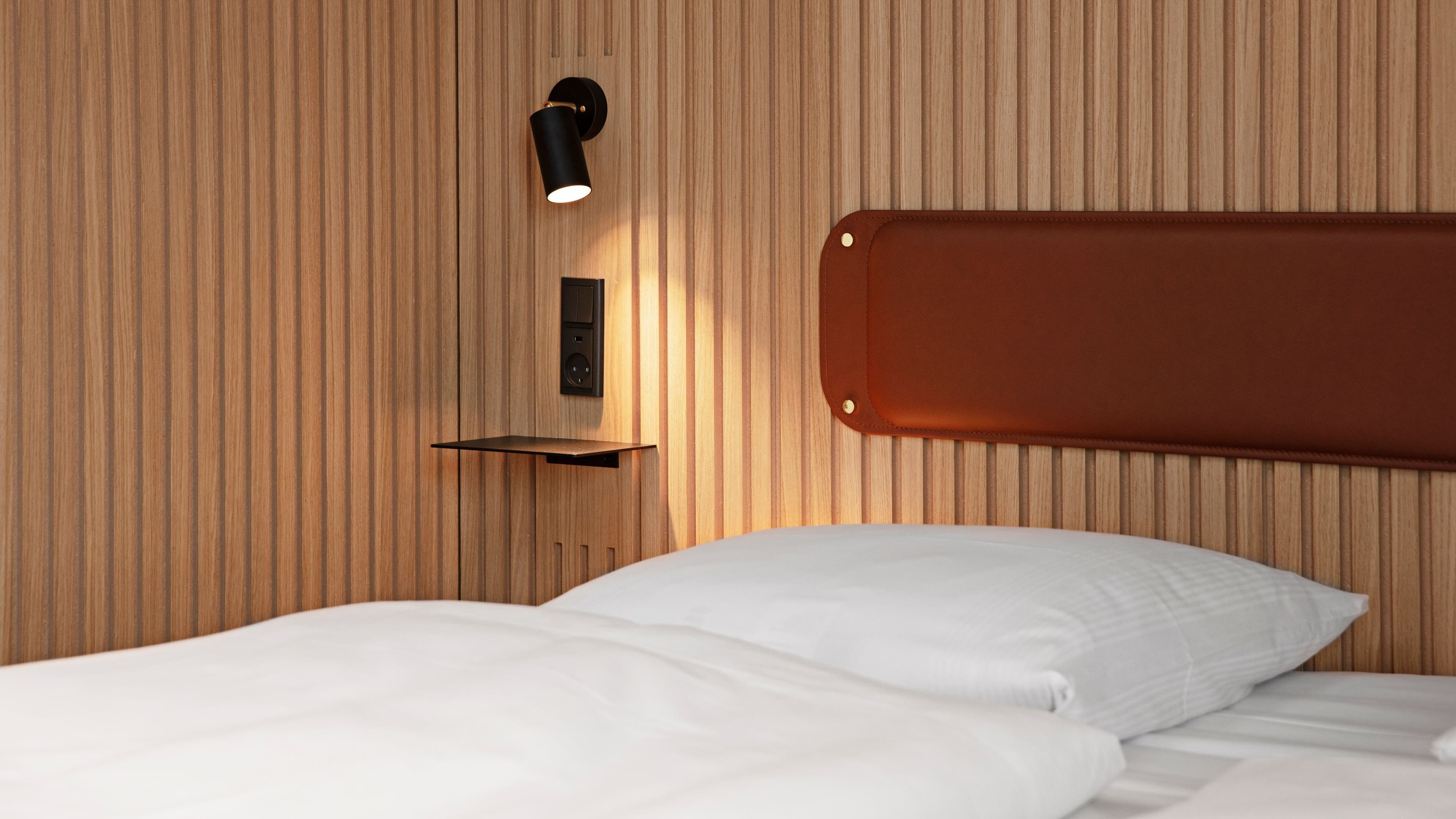 Standard Double Room - Image 6
