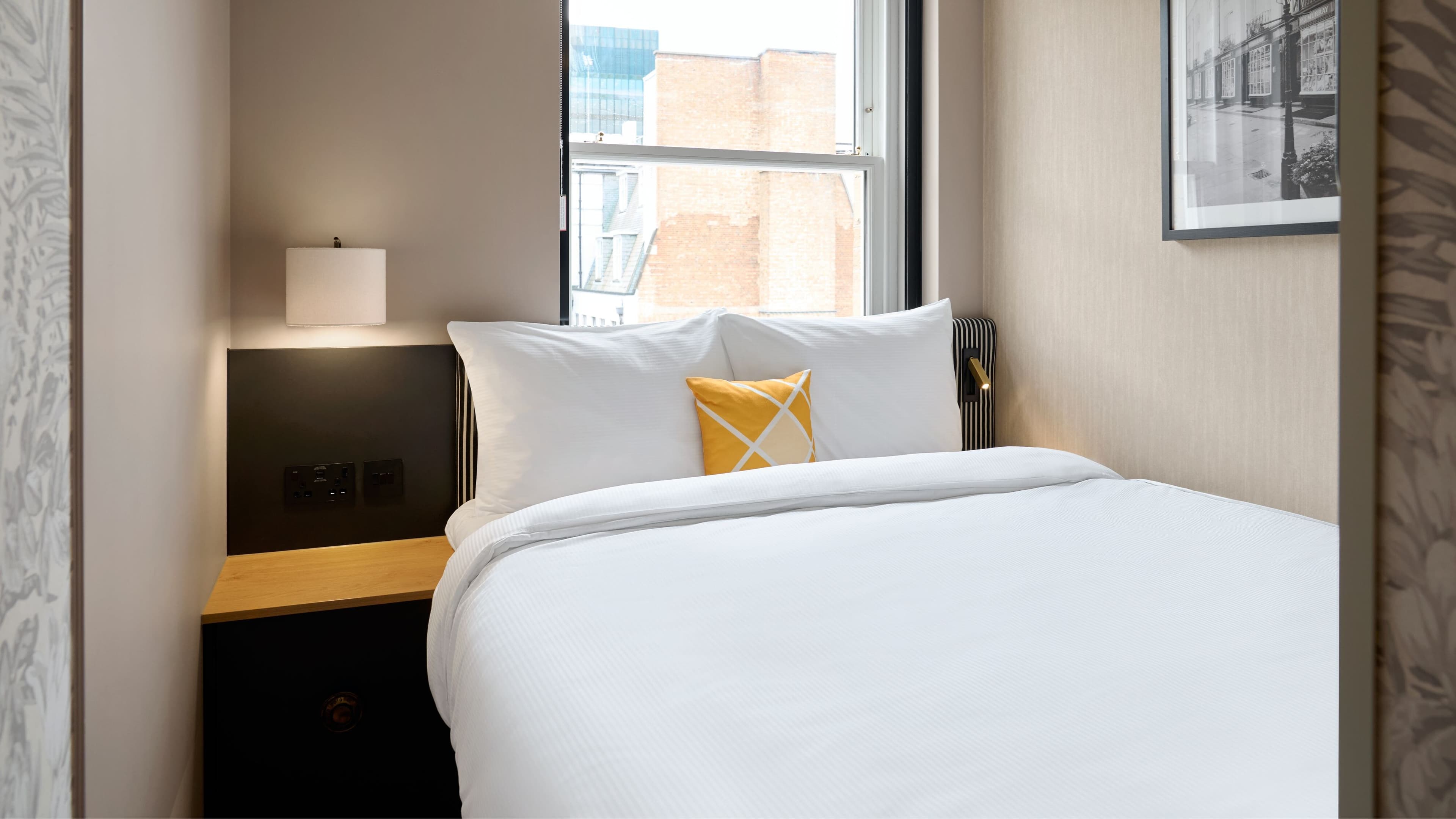 Four Points Flex by Sheraton London Euston - Image 2