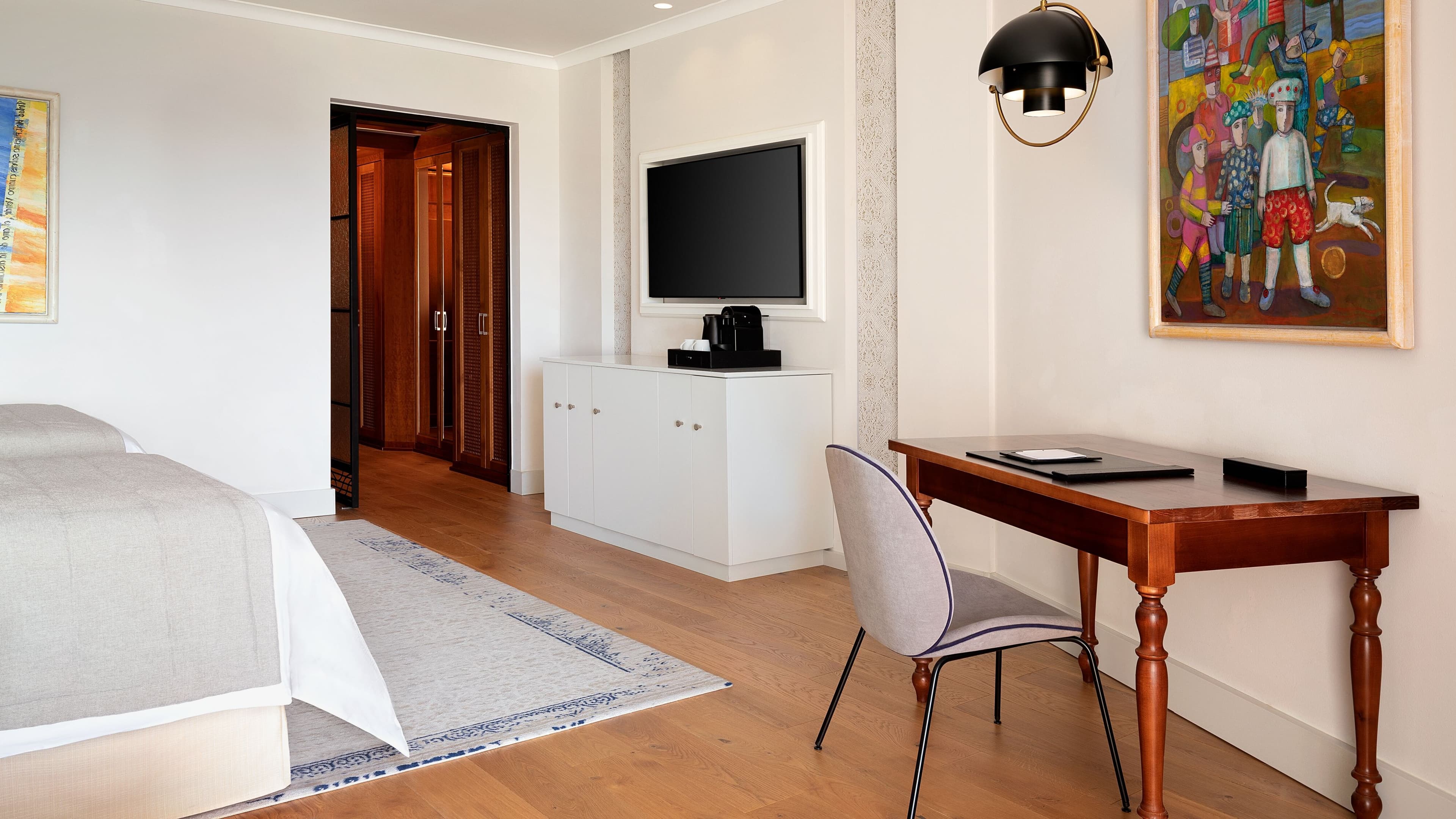 Grand Deluxe Sea View - Image 3