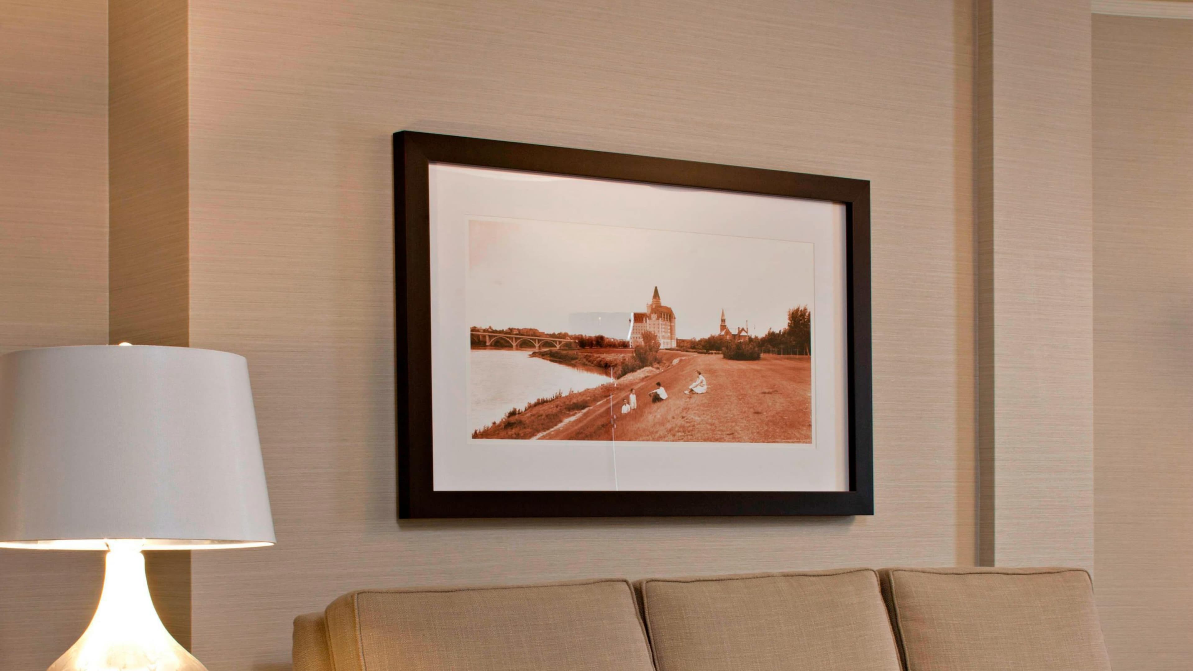 Delta Hotels Bessborough - Image 4