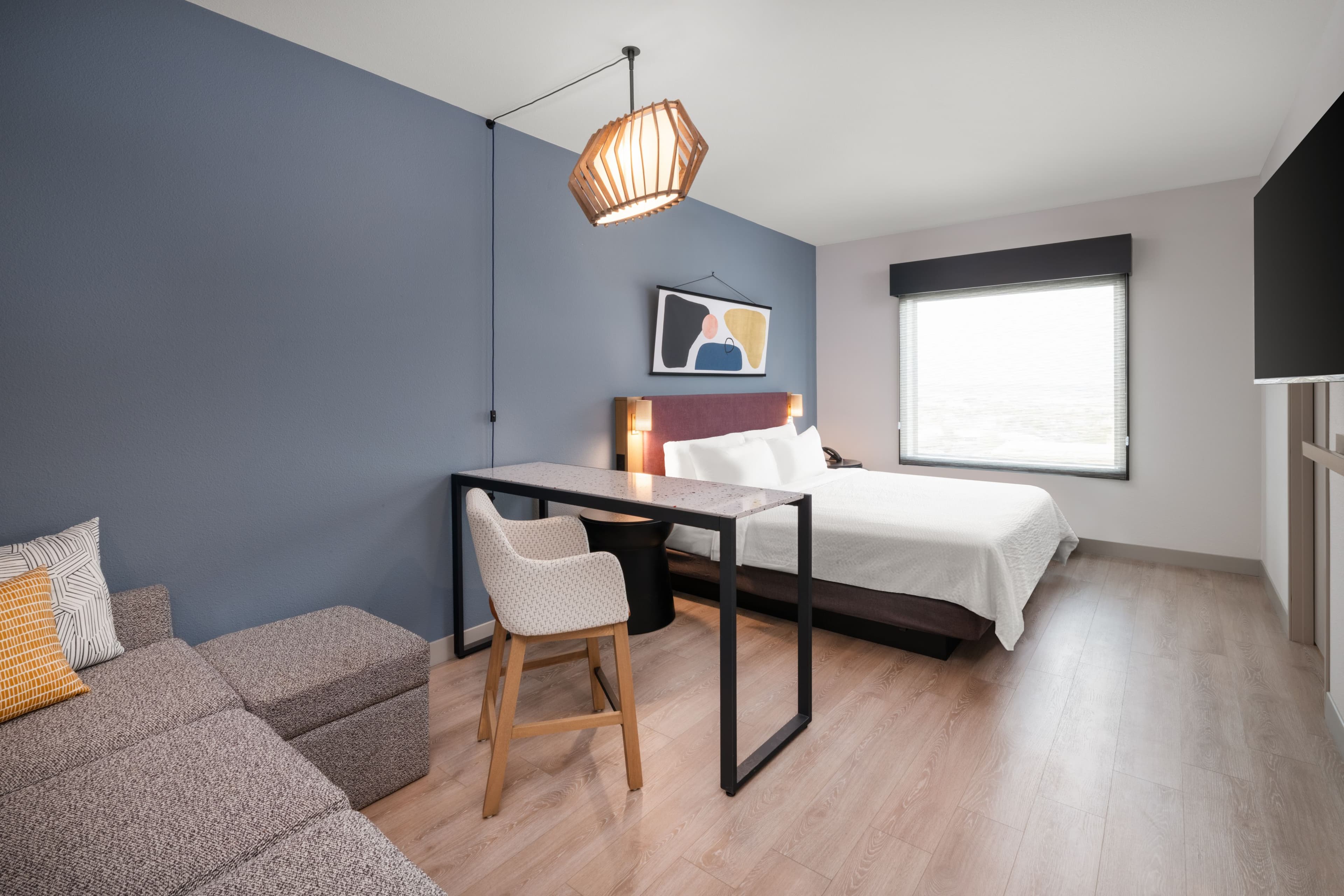 Atwell Suites Henderson - at the Pass - Image 3