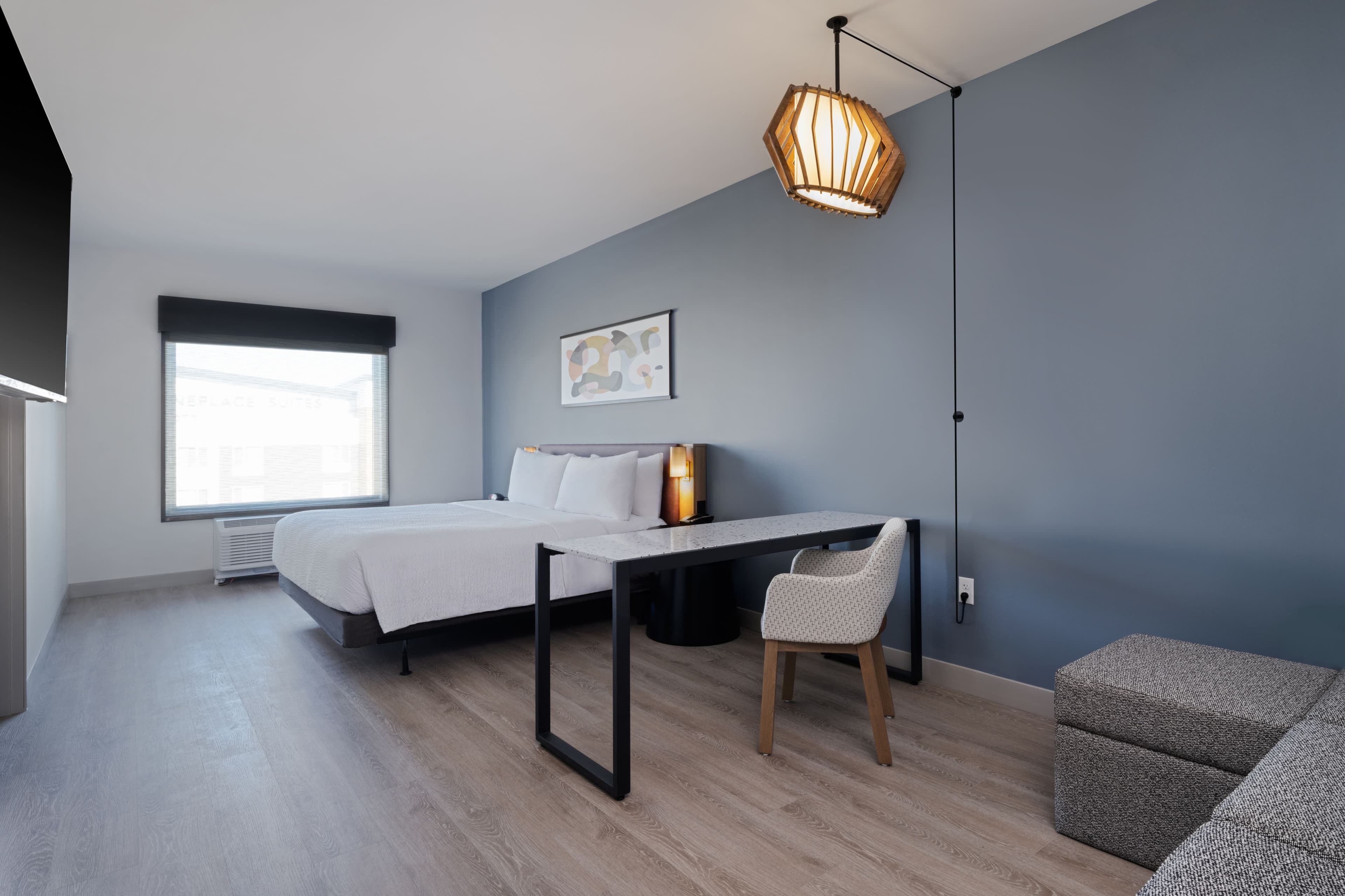 Atwell Suites Kansas City Airport - Image 4