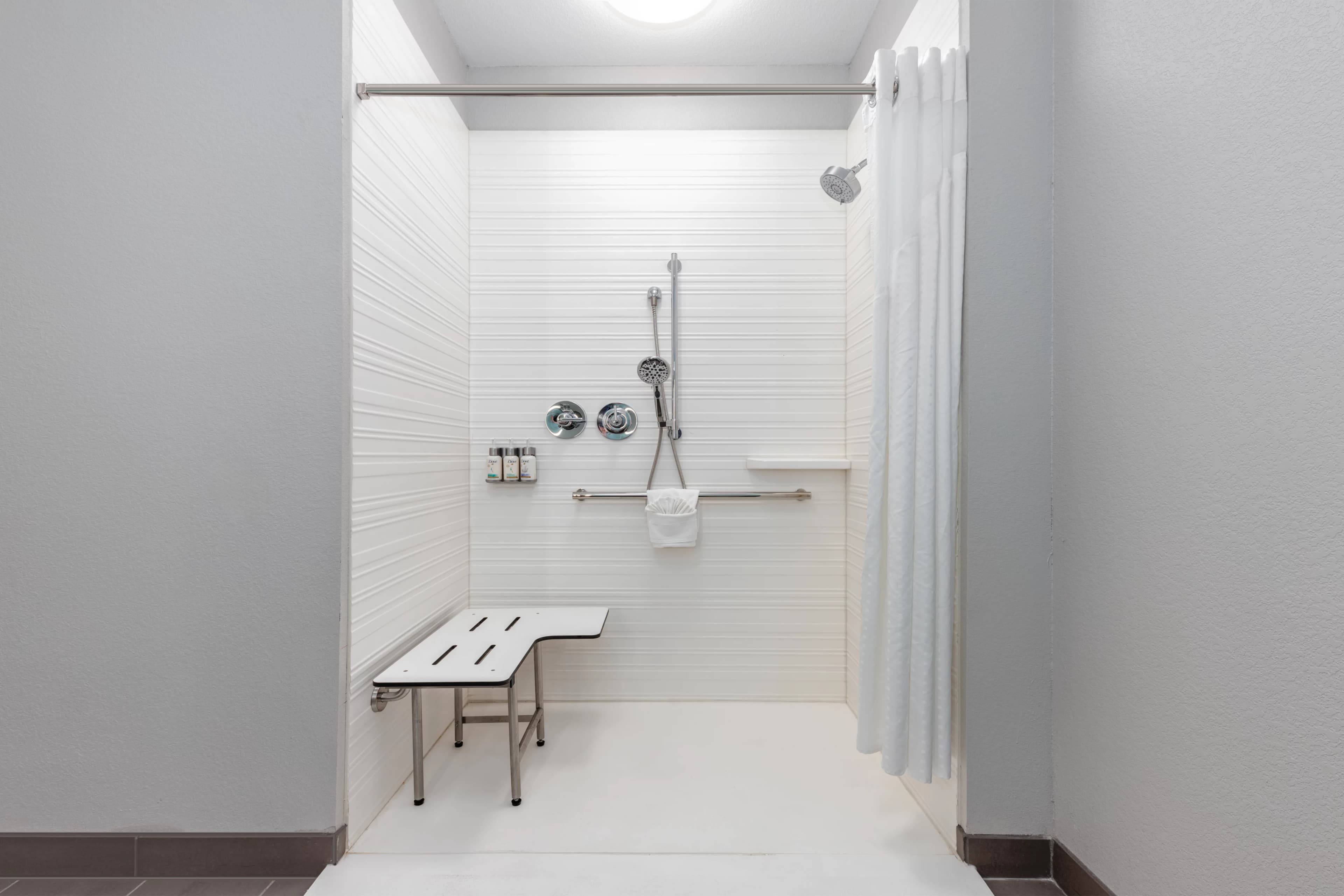 avid hotels Austin NW - Lakeline — 5