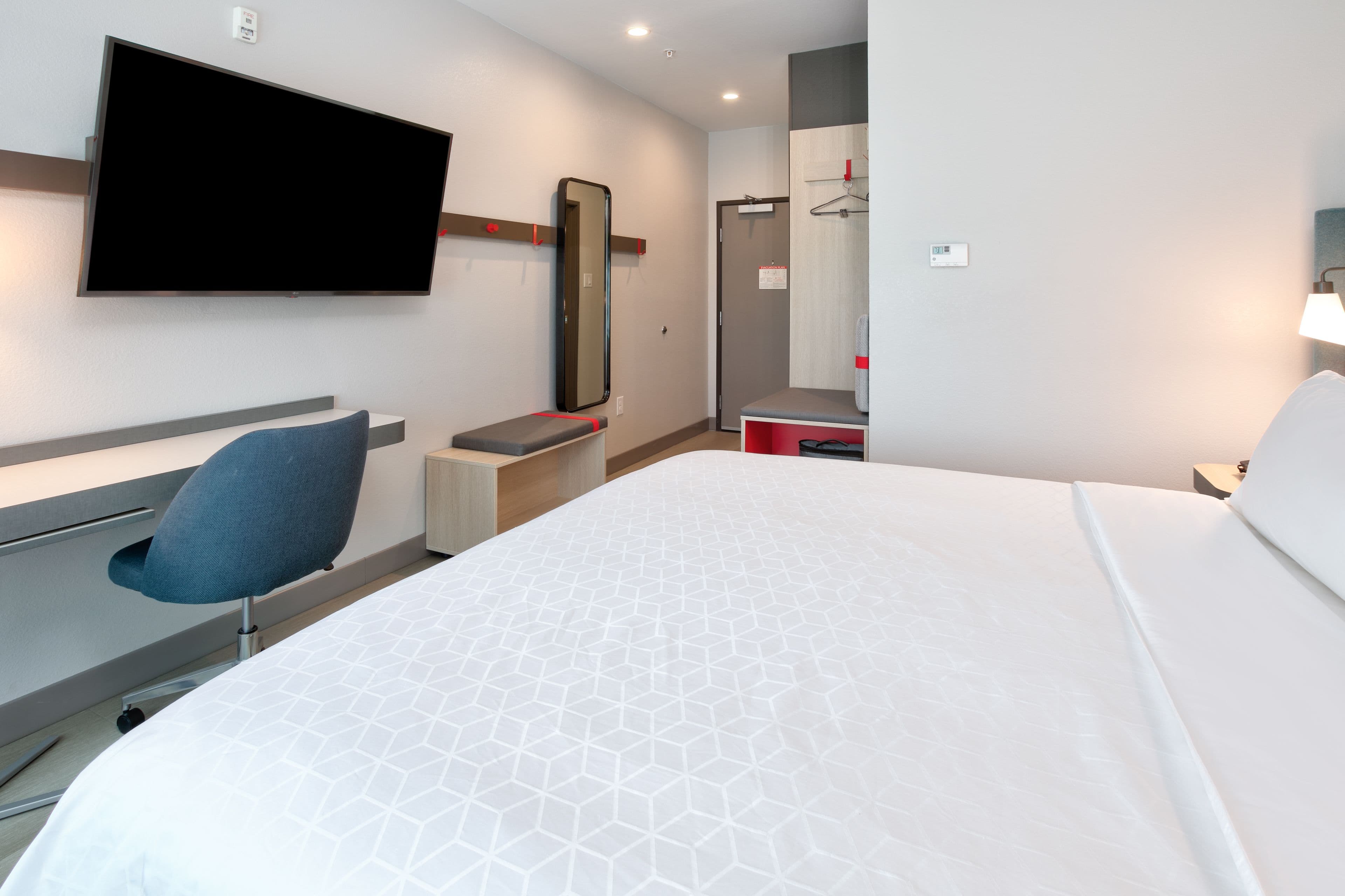 Standard Room - Image 8