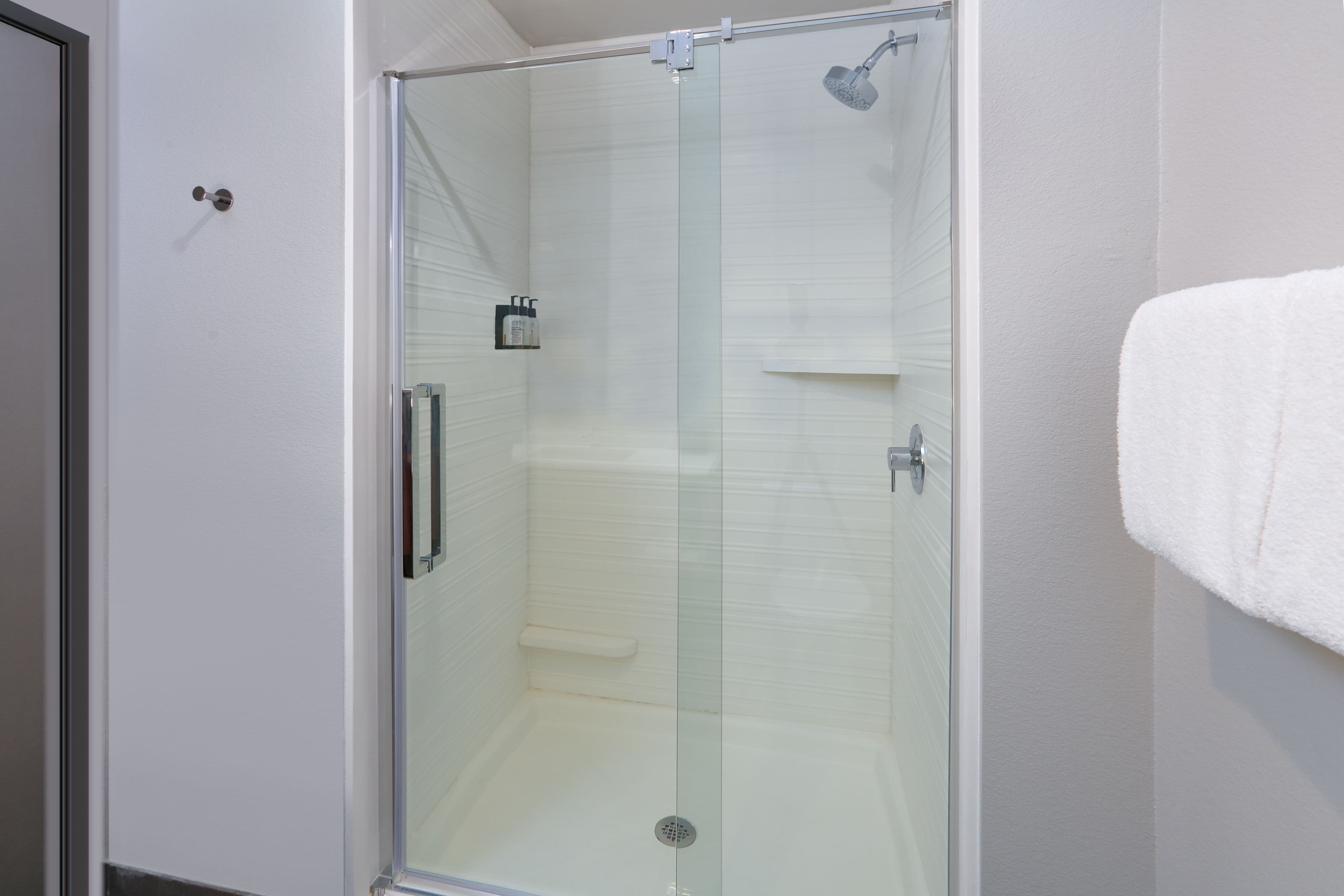 Standard Room - Image 5