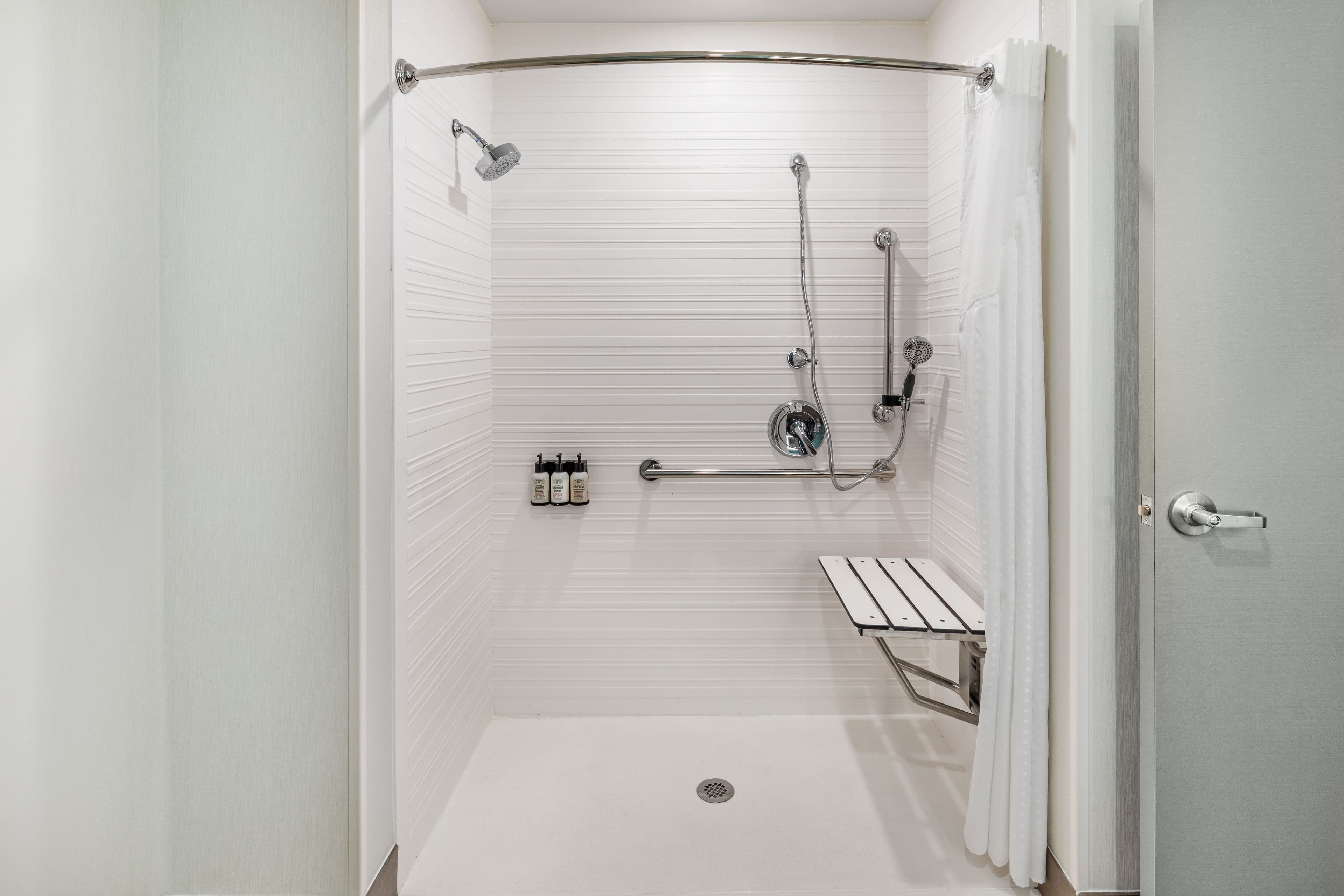 avid hotels Bentonville - Rogers — 13