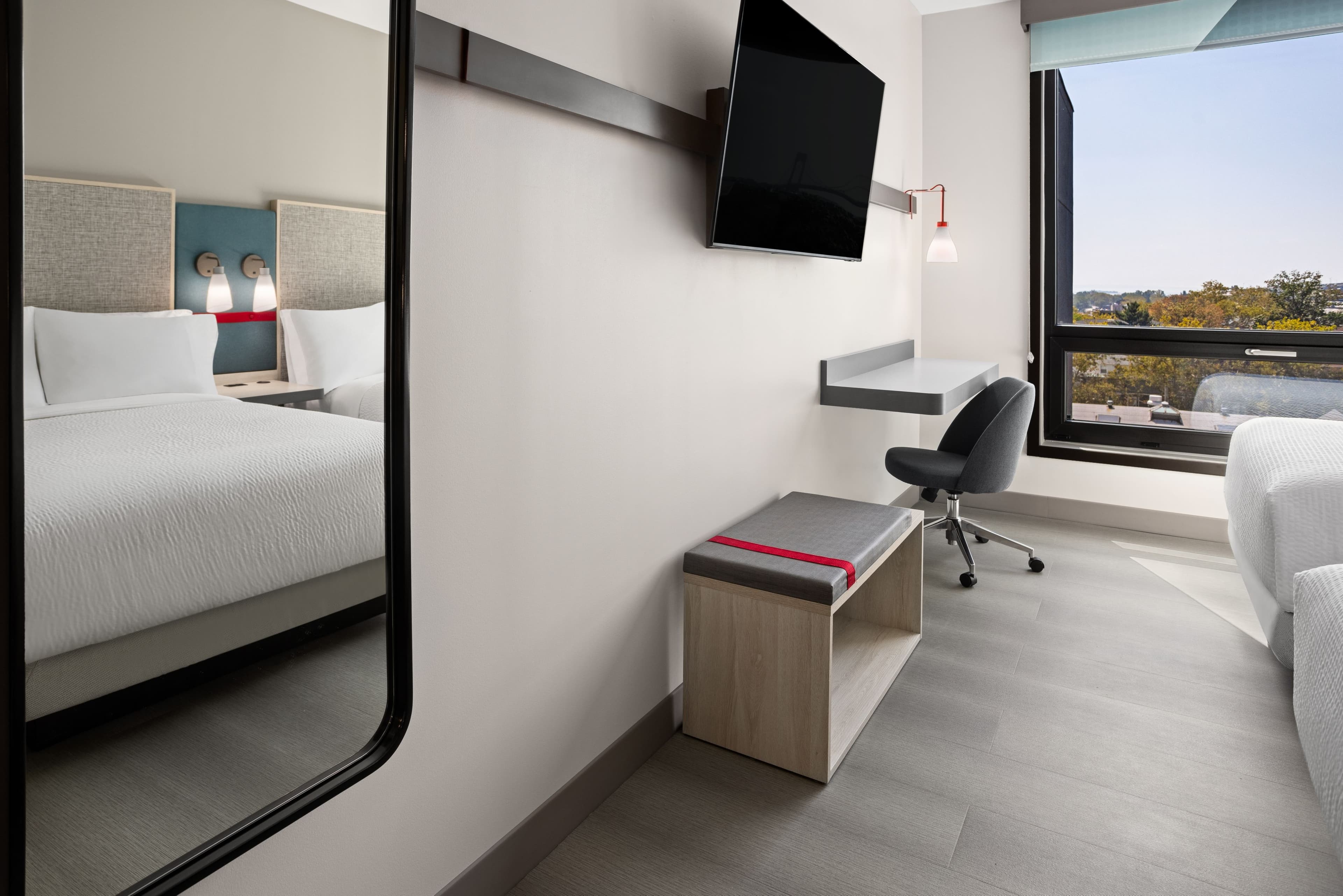 avid hotels Brooklyn - Dyker Heights — 19