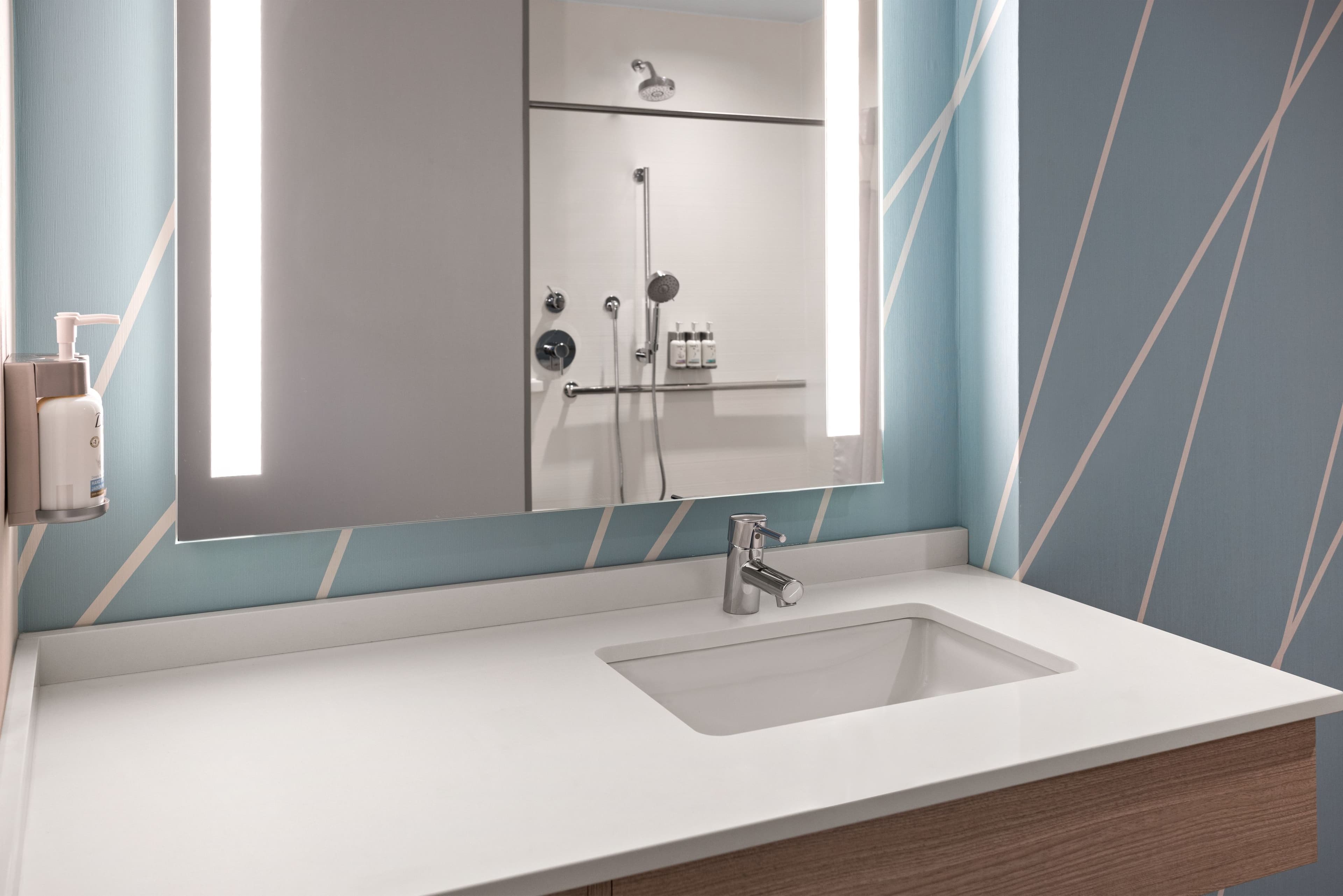 Standard Room - Image 6