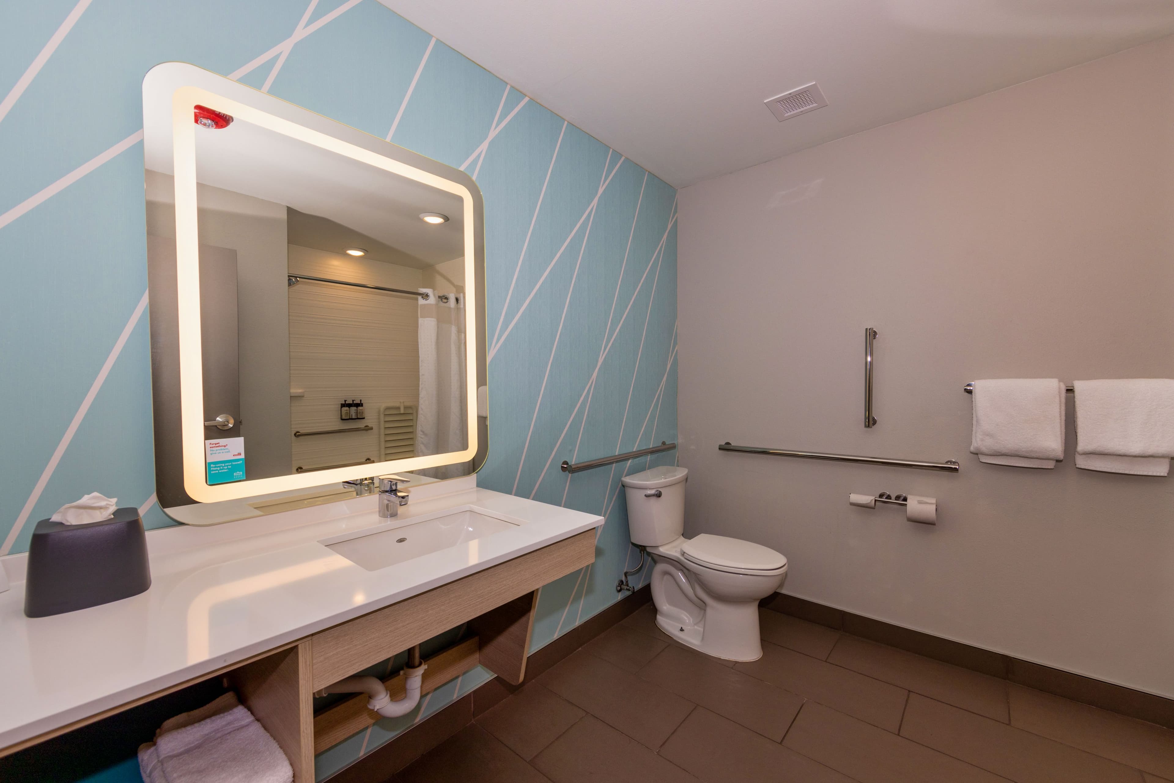 avid hotels Denver Airport Area — 13