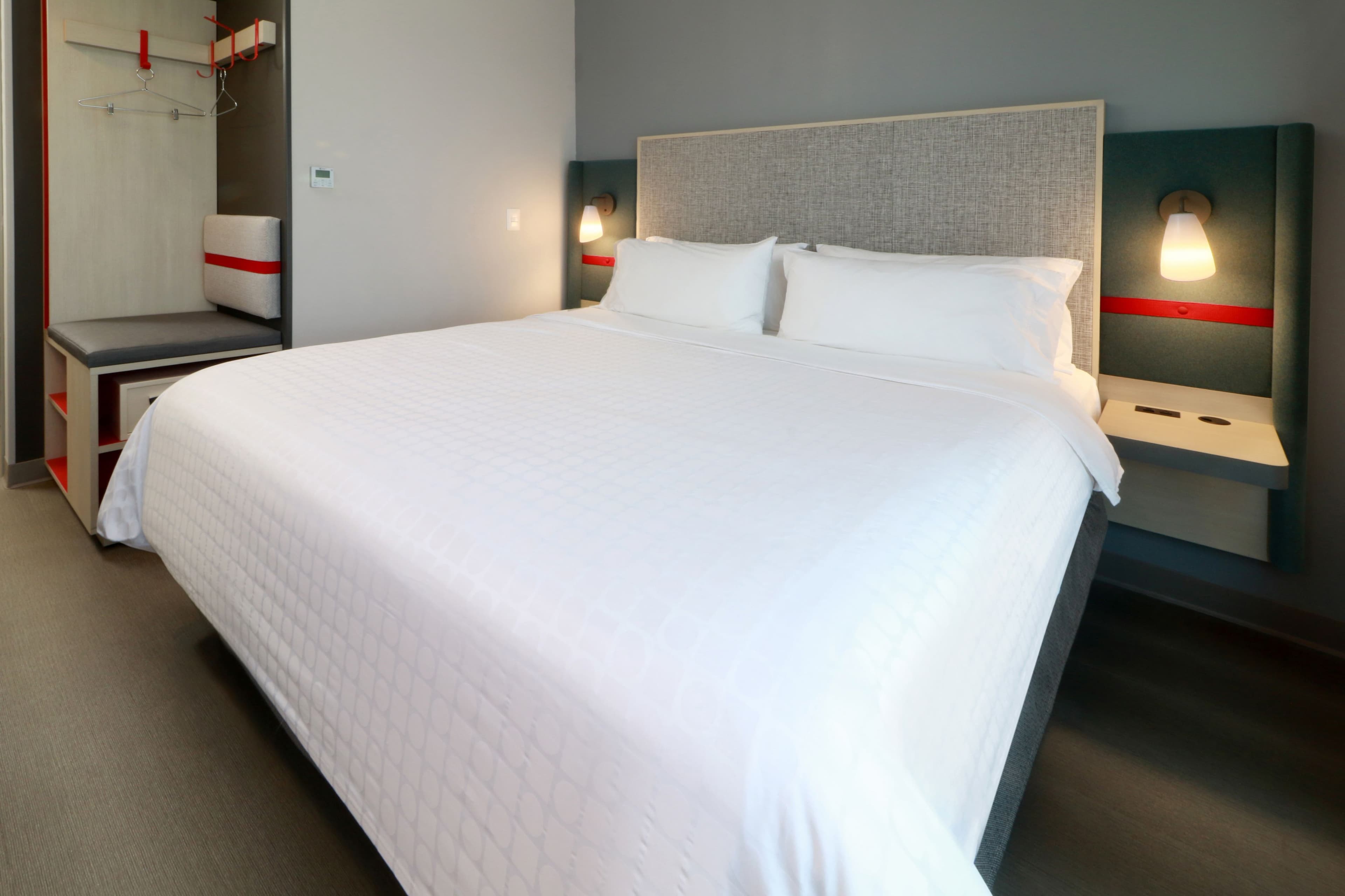 avid hotels Fresnillo — 18