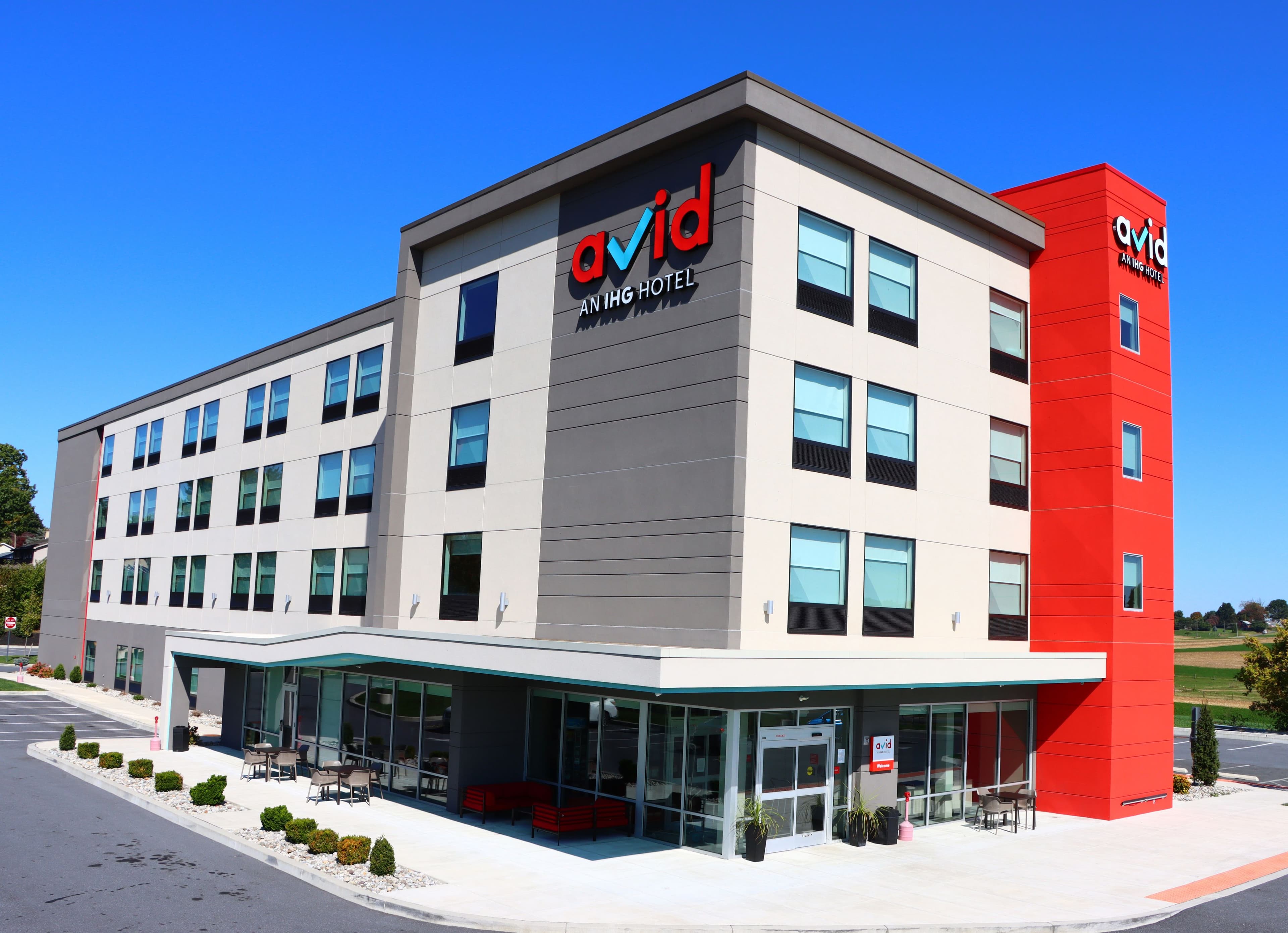 avid hotels Lancaster - Image 1
