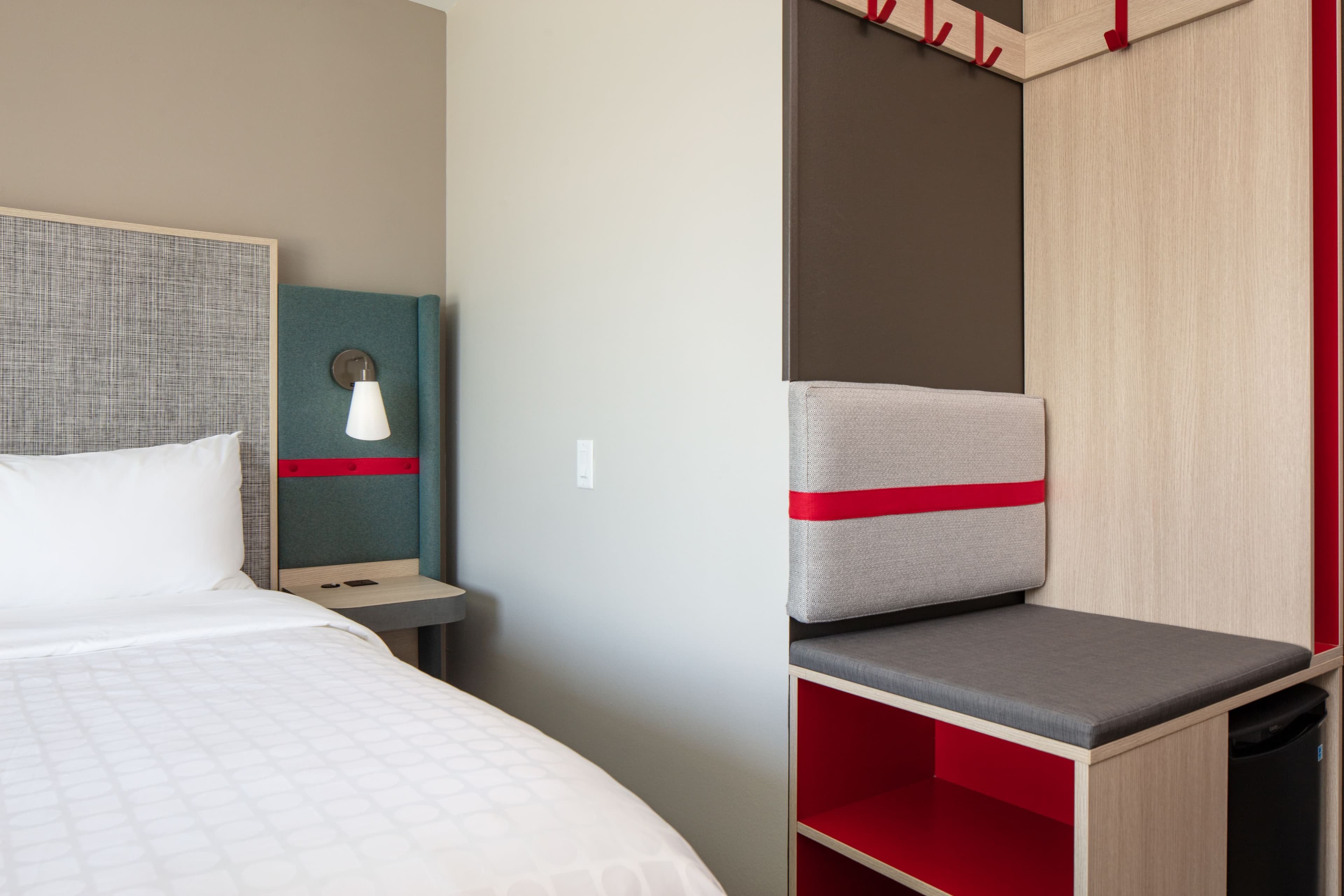 avid hotels Madison - Monona — 7
