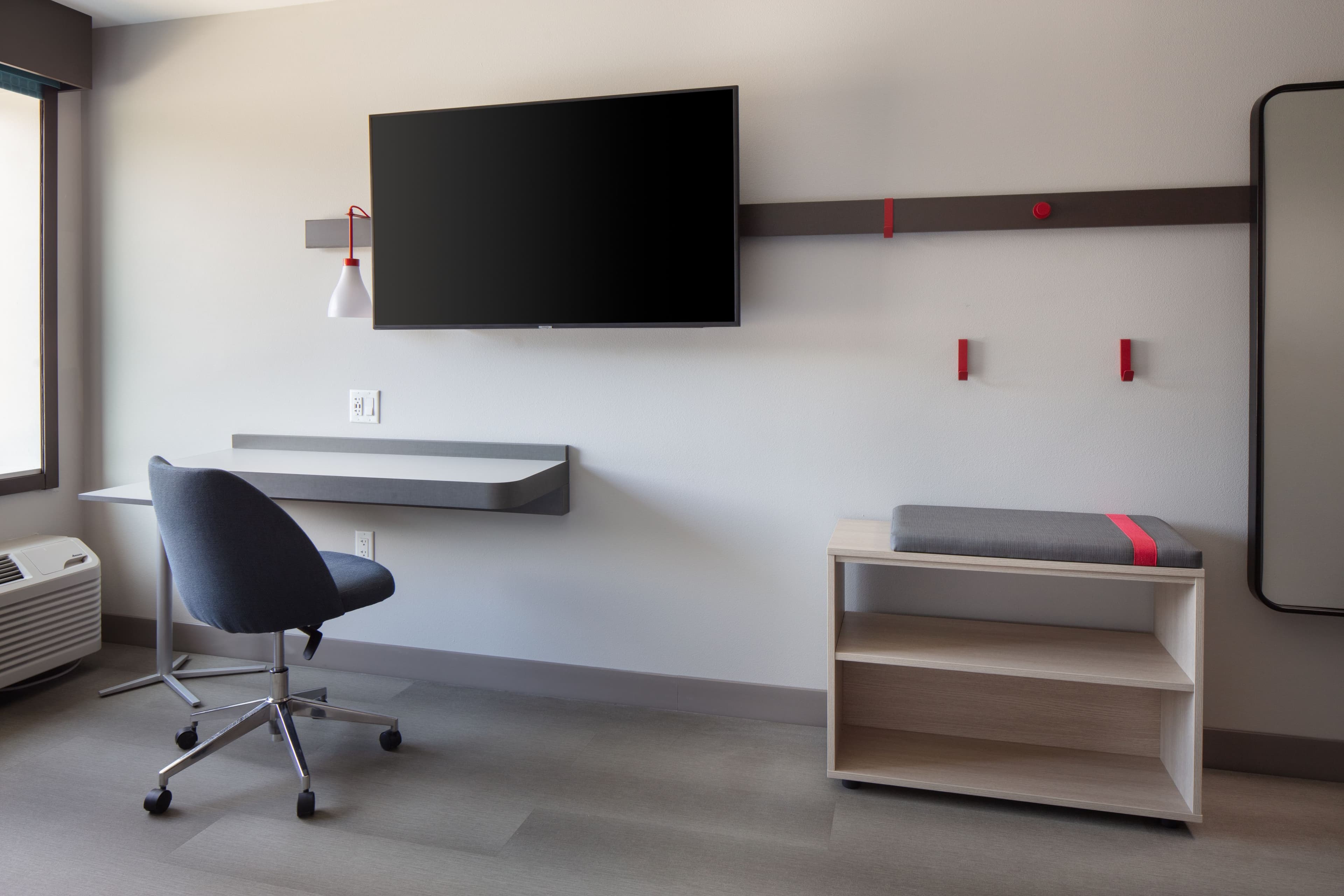 avid hotels Madison - Monona — 14