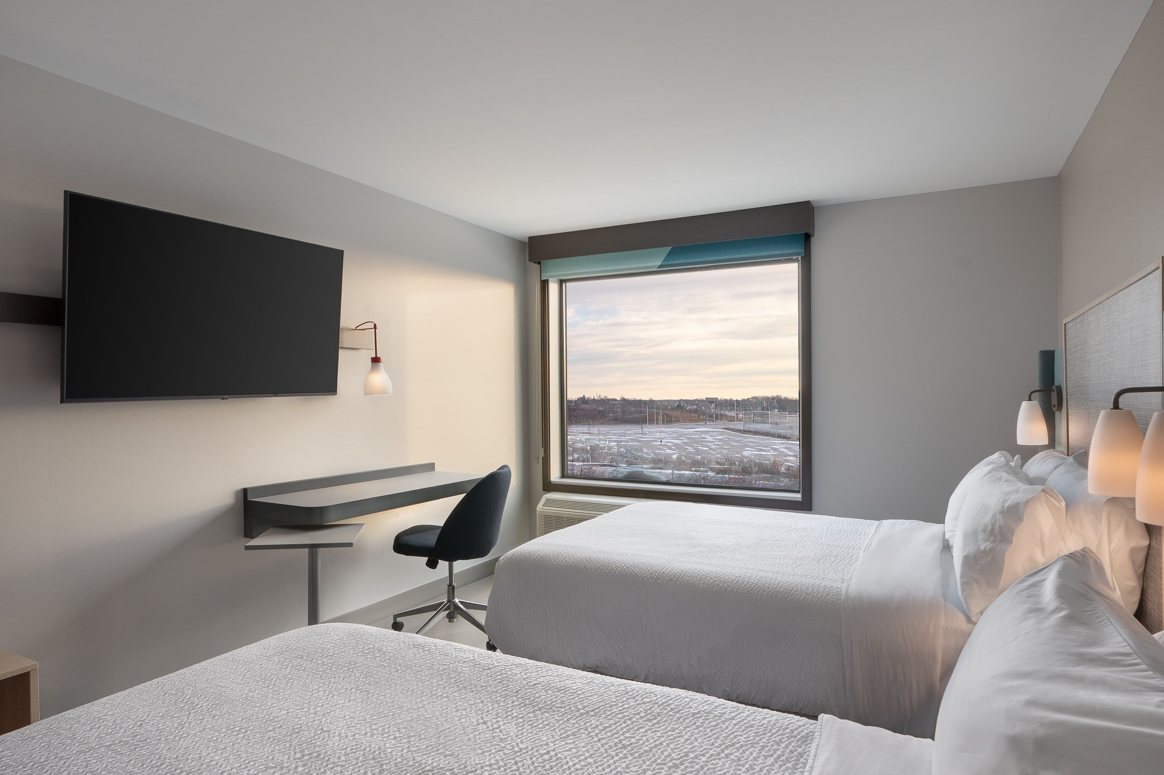 avid hotels Oak Creek — 42