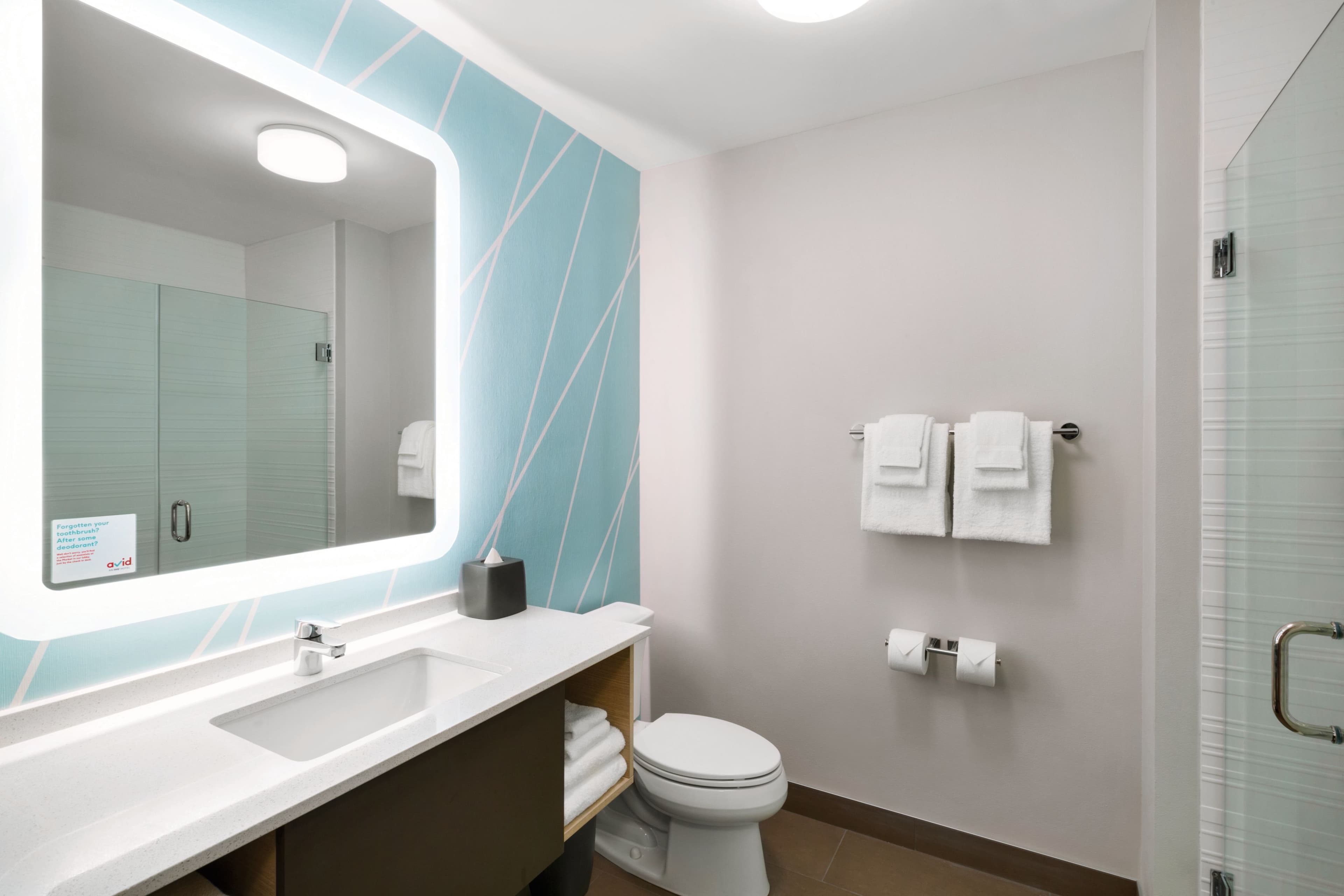 avid hotels Oklahoma City Airport - Image 3