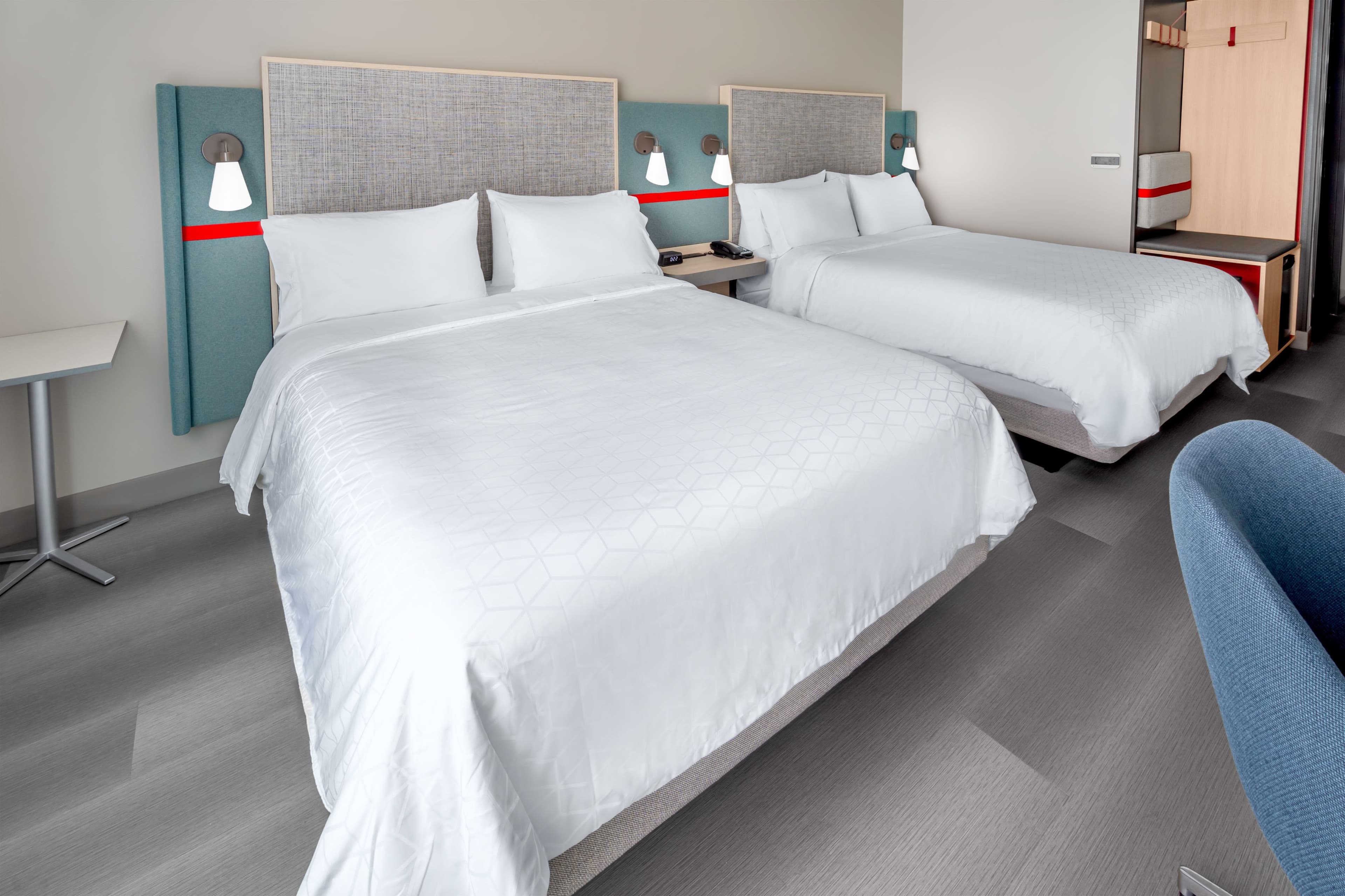 avid hotels Milwaukee West - Waukesha — 29