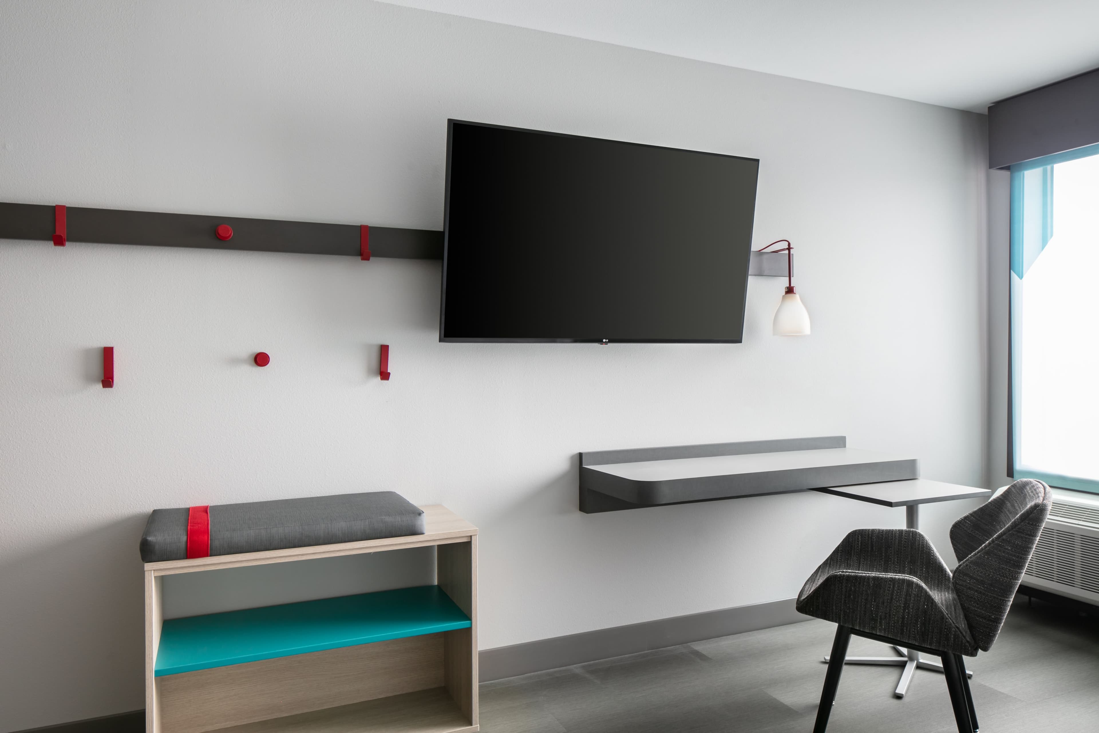 avid hotels Roseville - Minneapolis North — 13