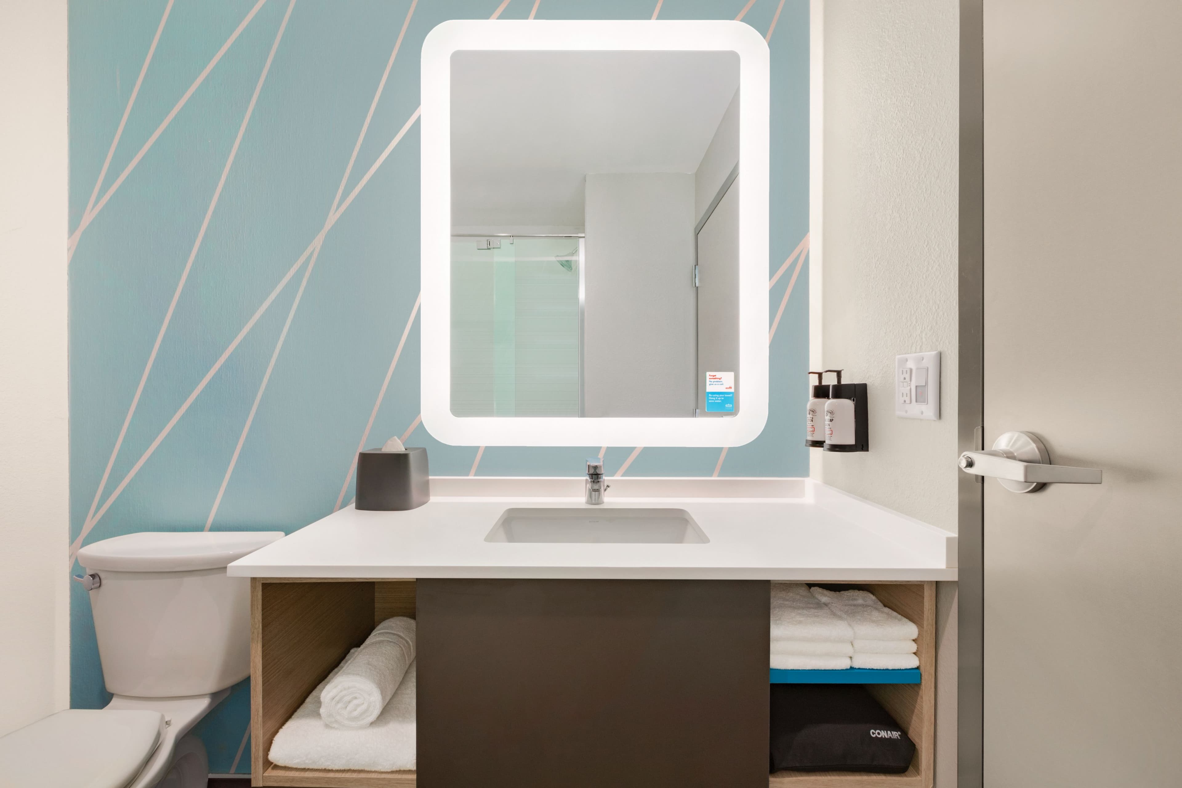 avid hotels Savannah South - Gateway - Image 4