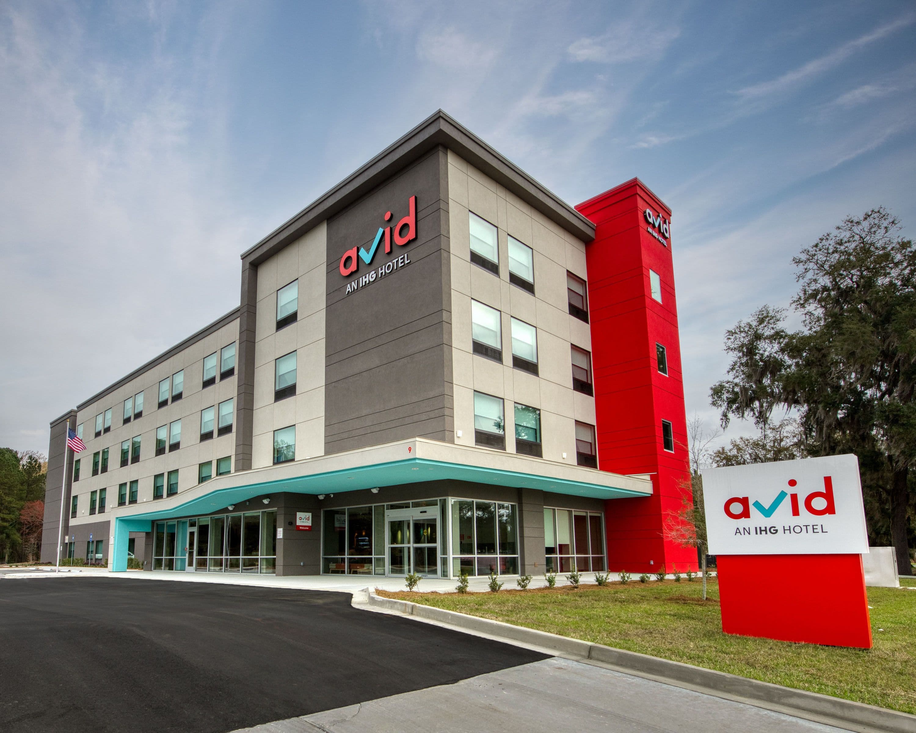 avid hotels Savannah South - Gateway - Image 1