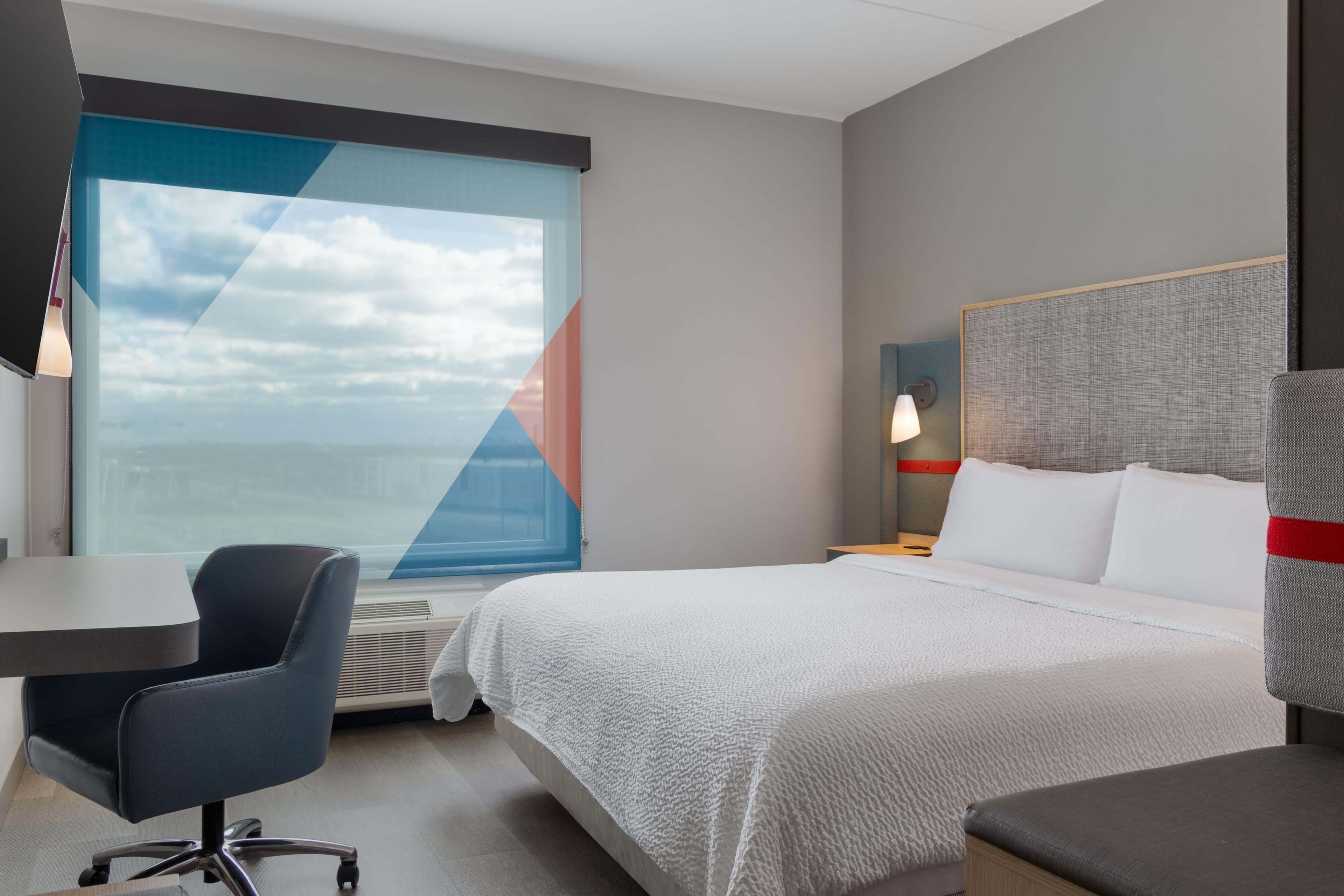 avid hotels Toronto - Vaughan Southwest — 6