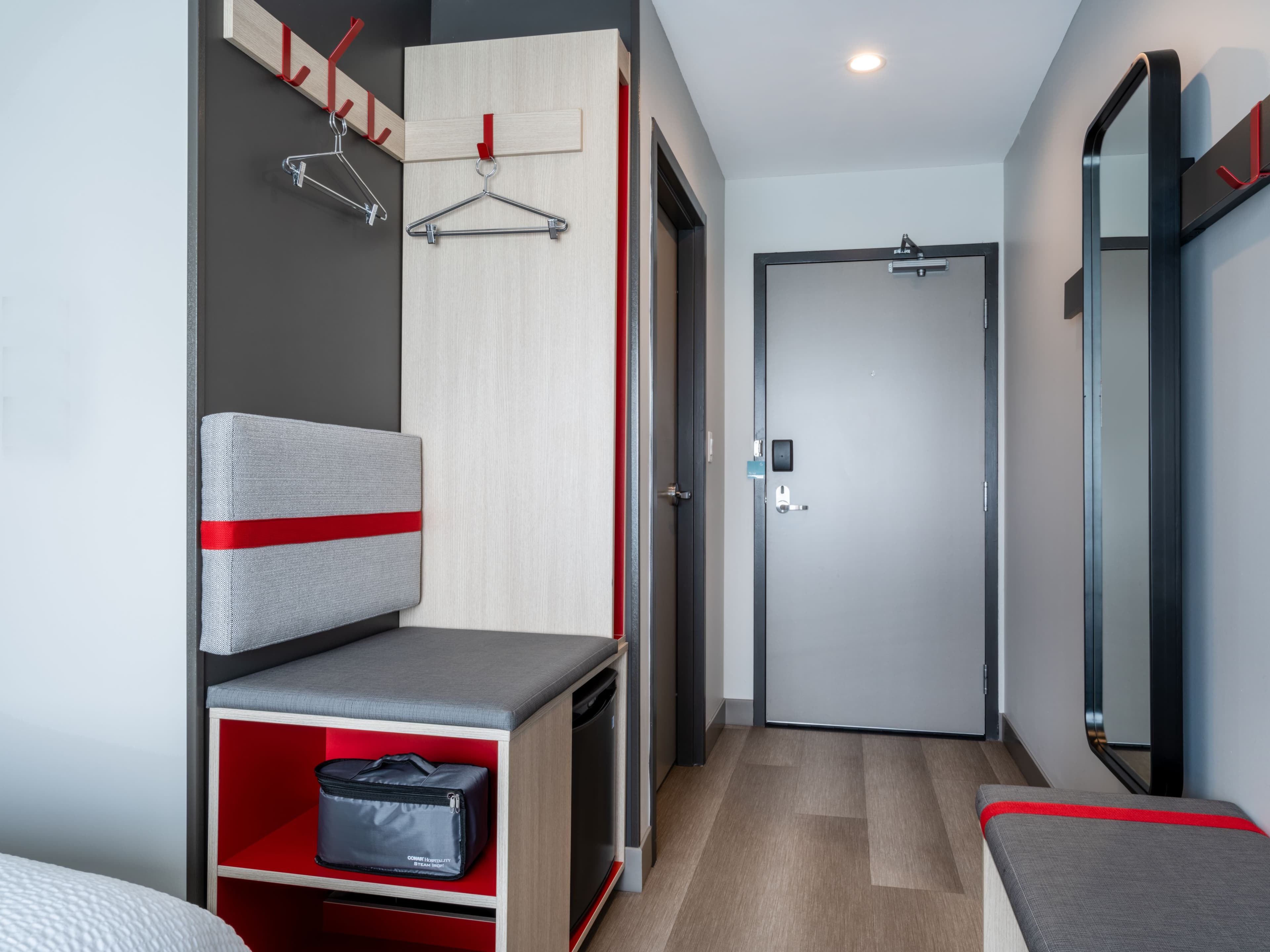 avid hotels Toronto - Vaughan Southwest - Image 3