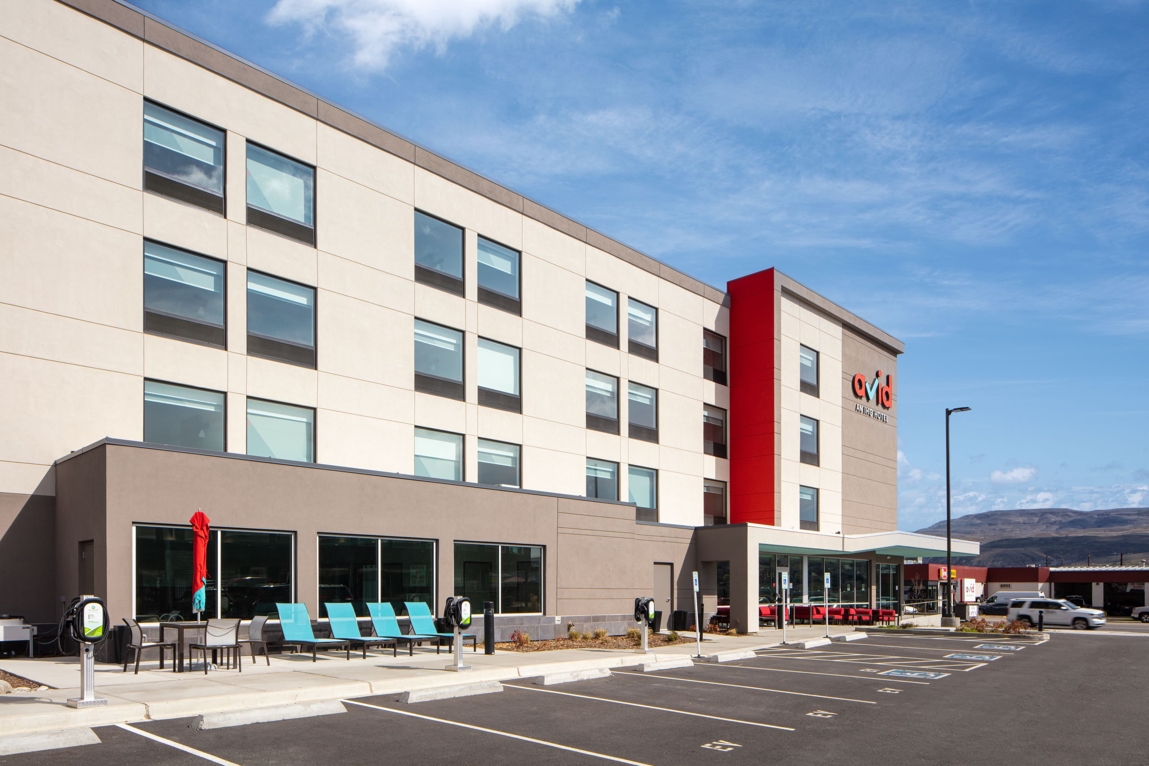 avid hotels Wenatchee - Image 1
