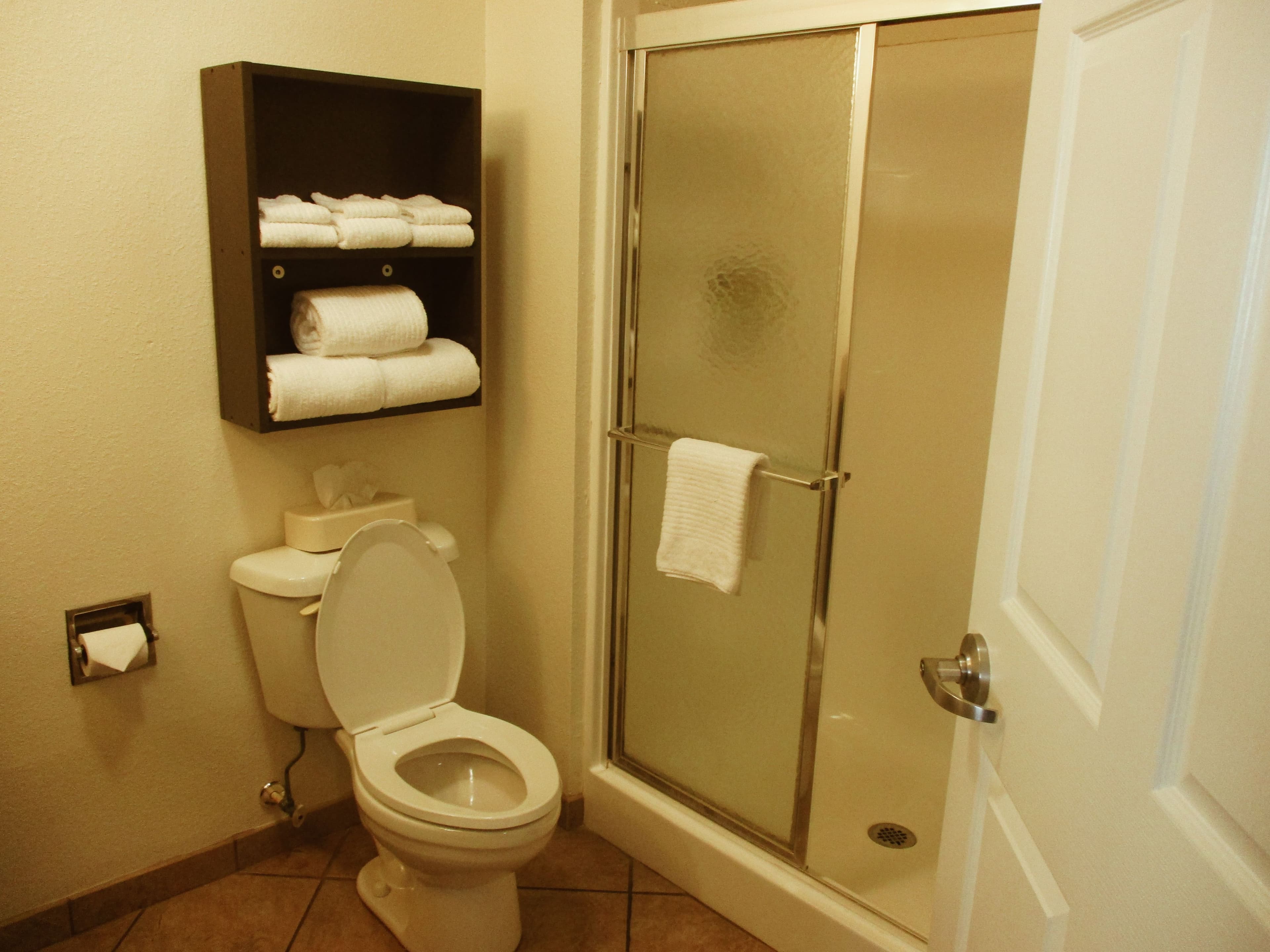 Candlewood Suites Alabaster — 10