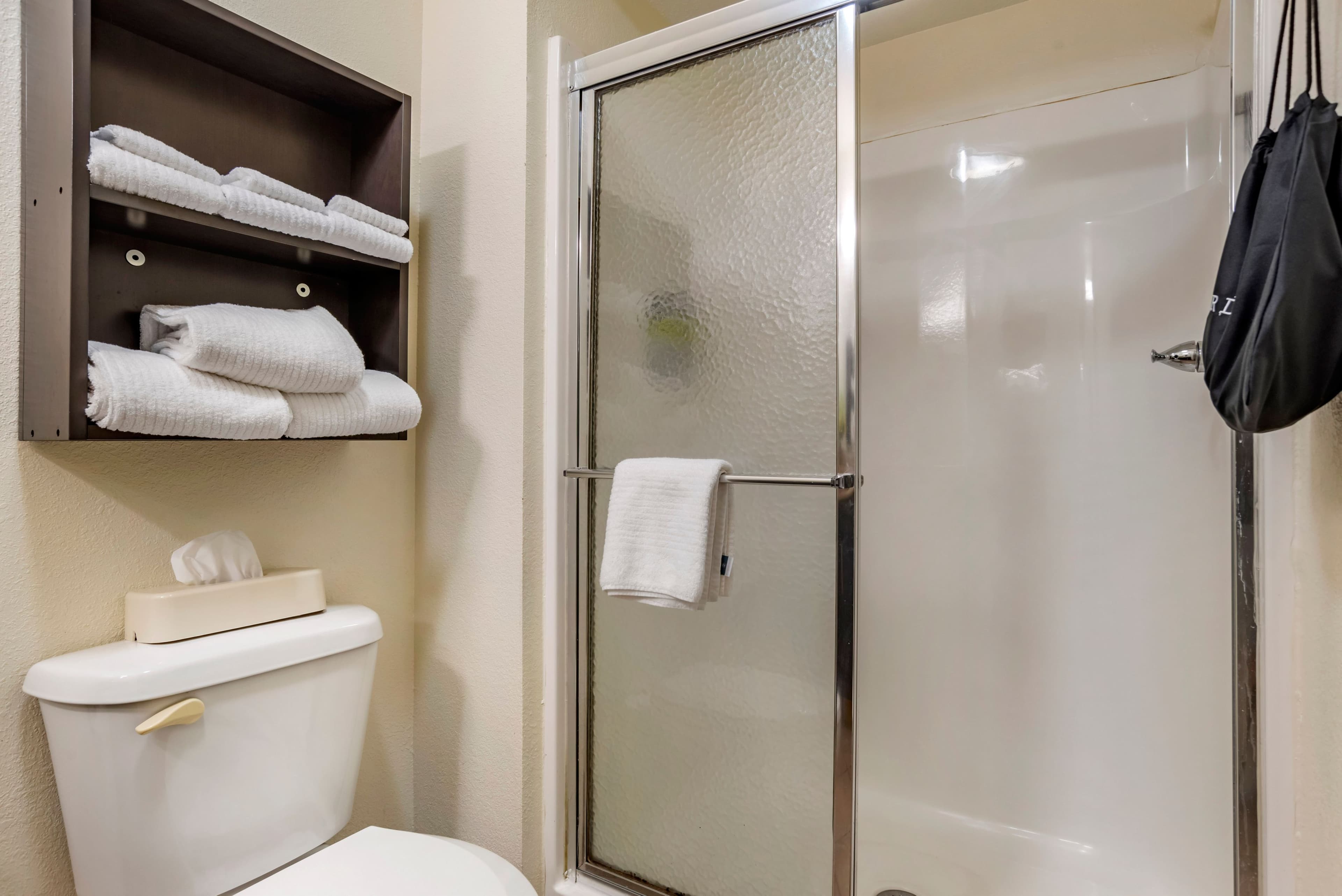 Candlewood Suites Alabaster - Image 5