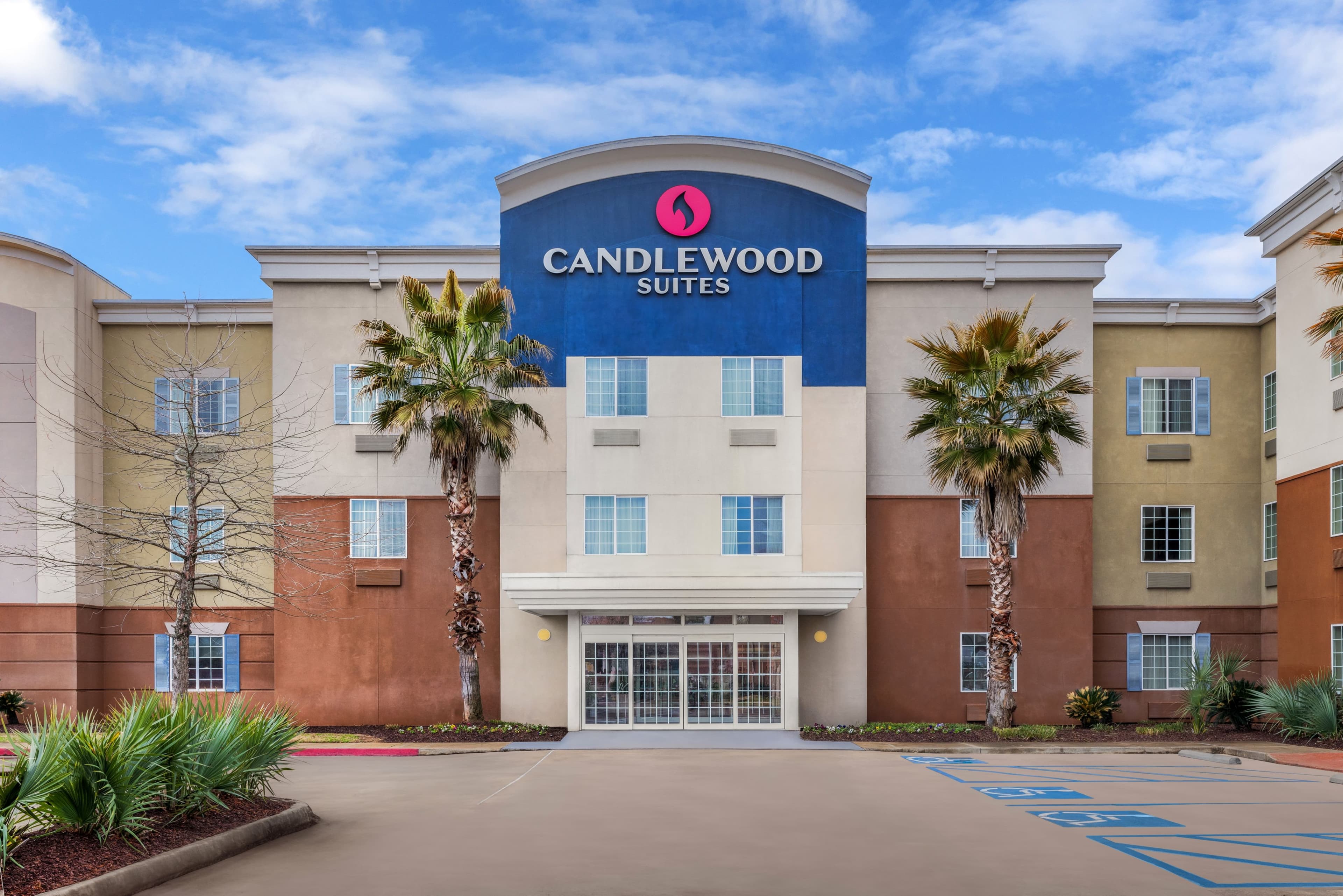 Candlewood Suites Alexandria - Image 1