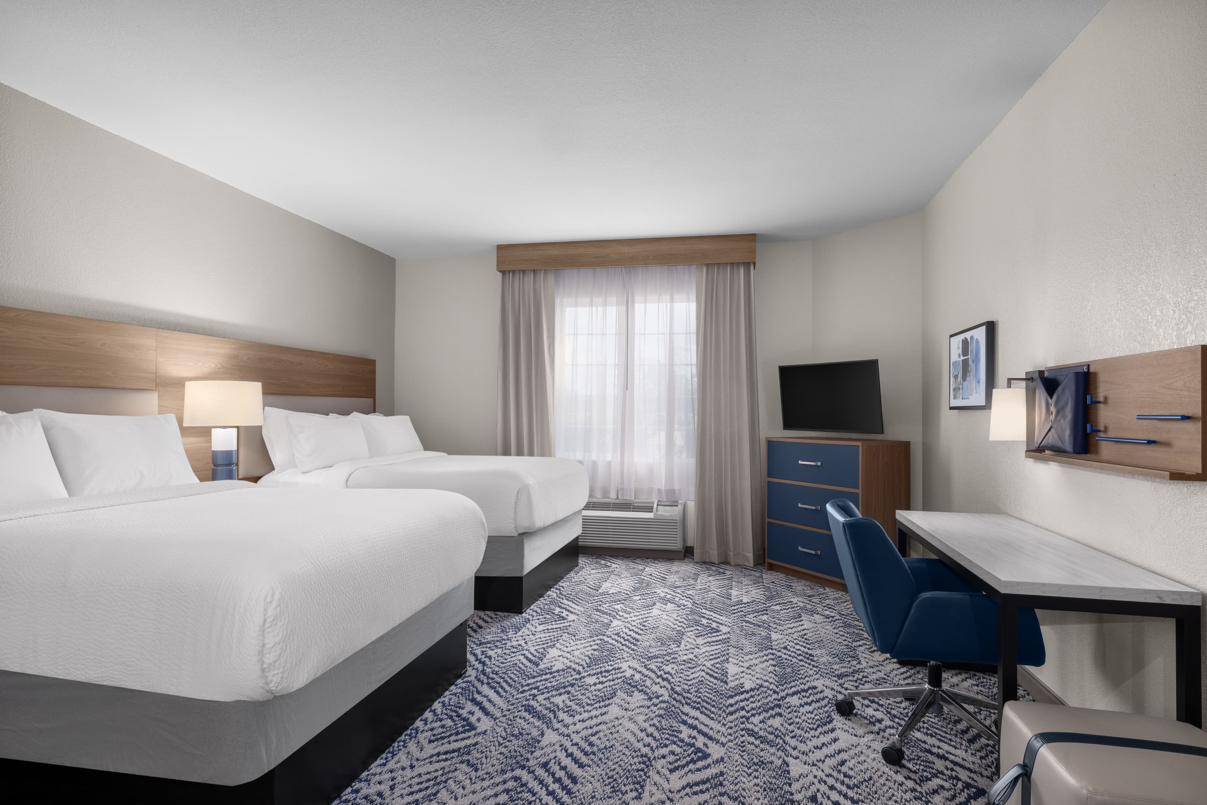 Candlewood Suites Alexandria — 15